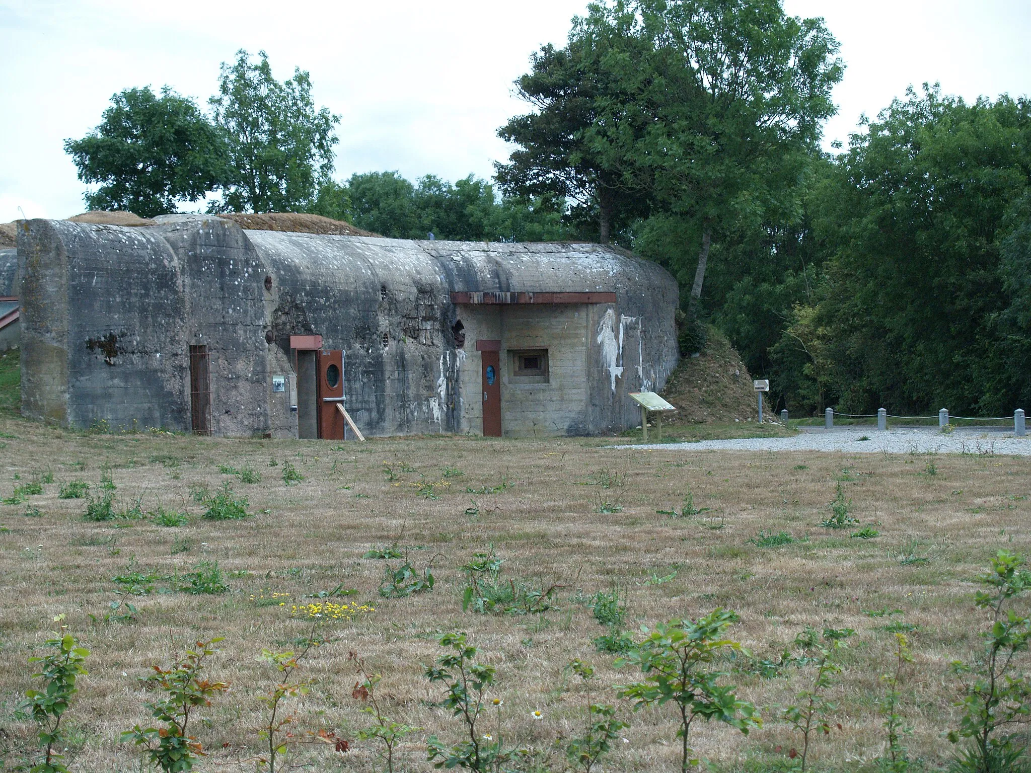 Photo showing: Azeville Battery
