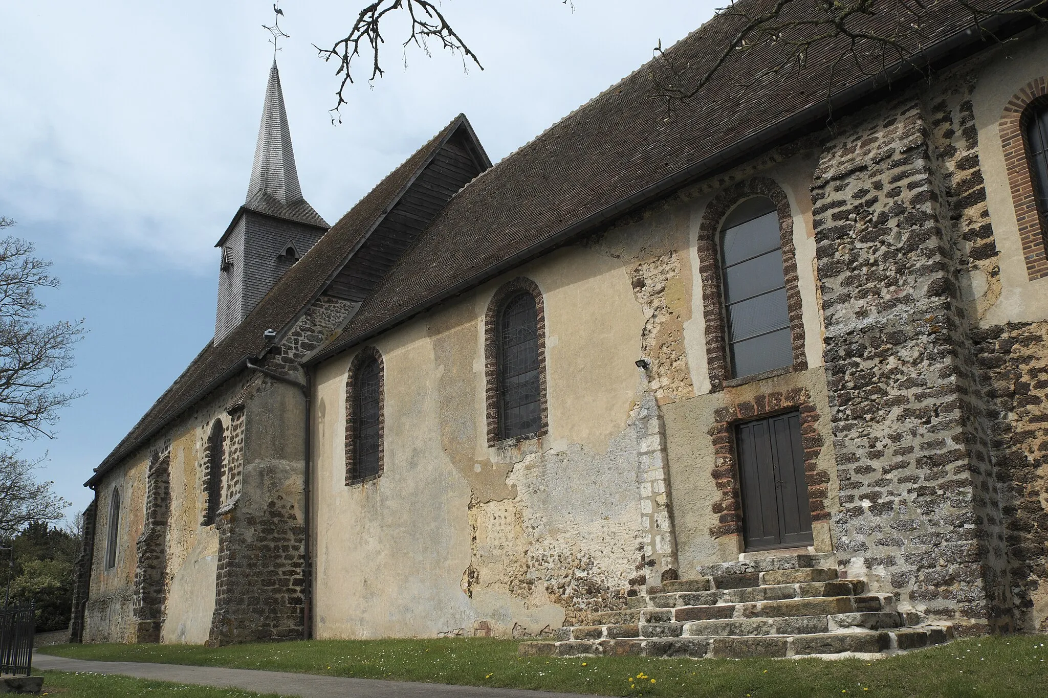 Photo showing: Katholische Kirche Saint-Sulpice in Saint-Sulpice-sur-Risle im Département Orne (Region Normandie/Frankreich)