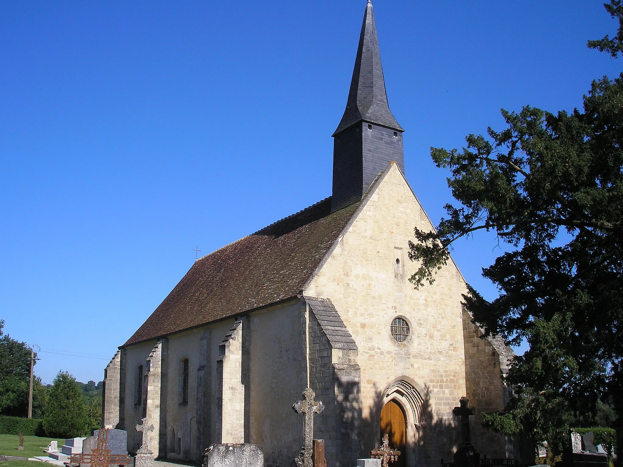 Photo showing: La Cochère (Normandie, France). L'église Saint-Sauveur.