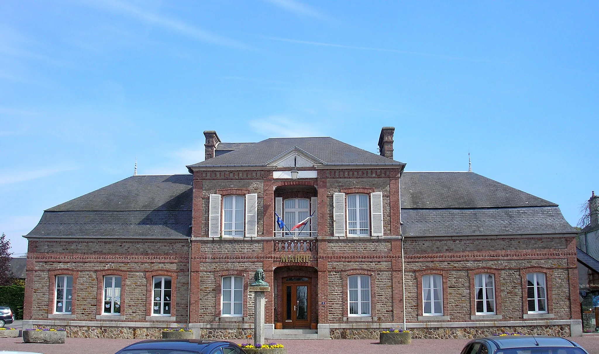 Photo showing: Le Bény-Bocage (Normandie, France). La mairie.