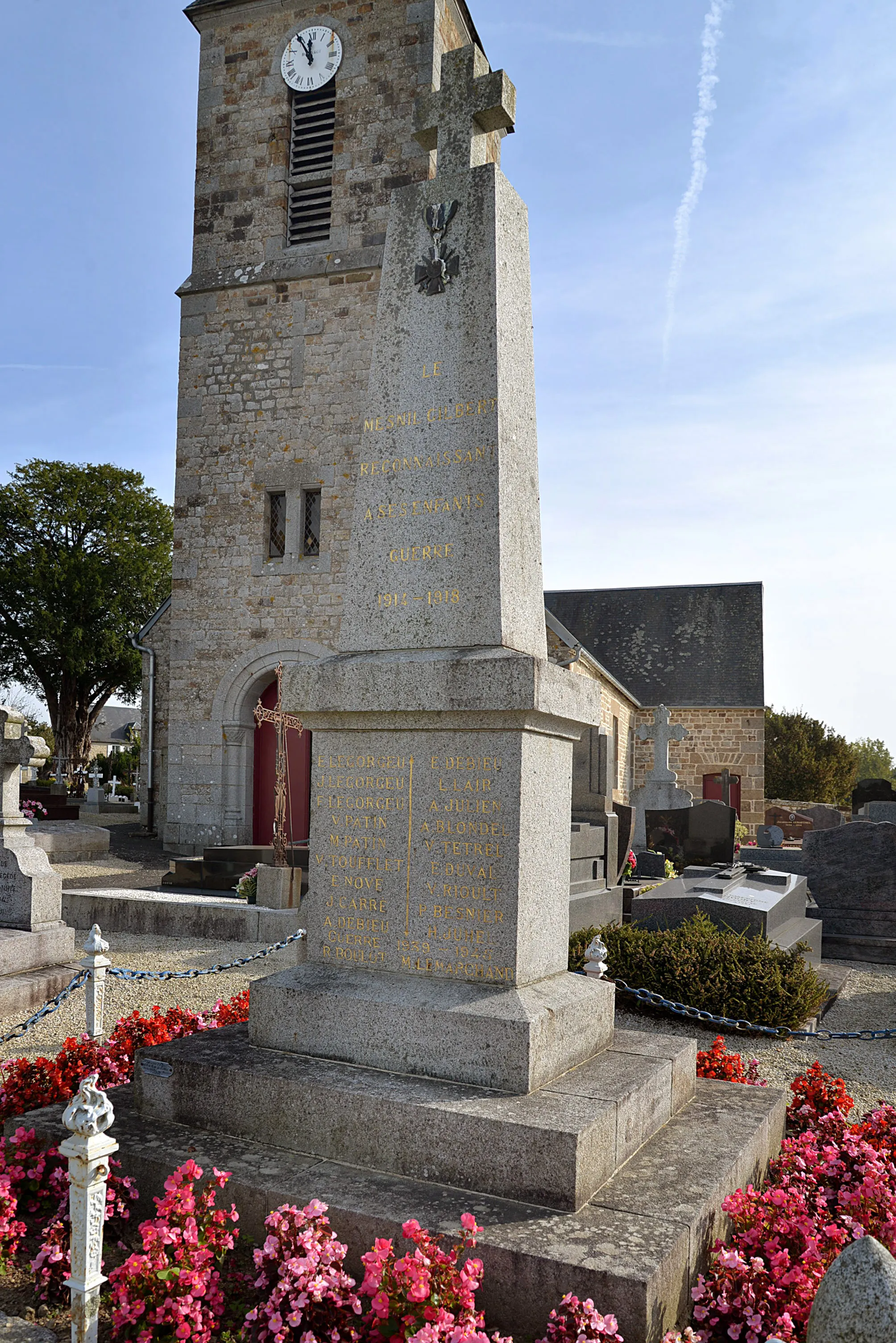 Photo showing: Le Mesnil-Gilbert (Manche, Normandie, France)