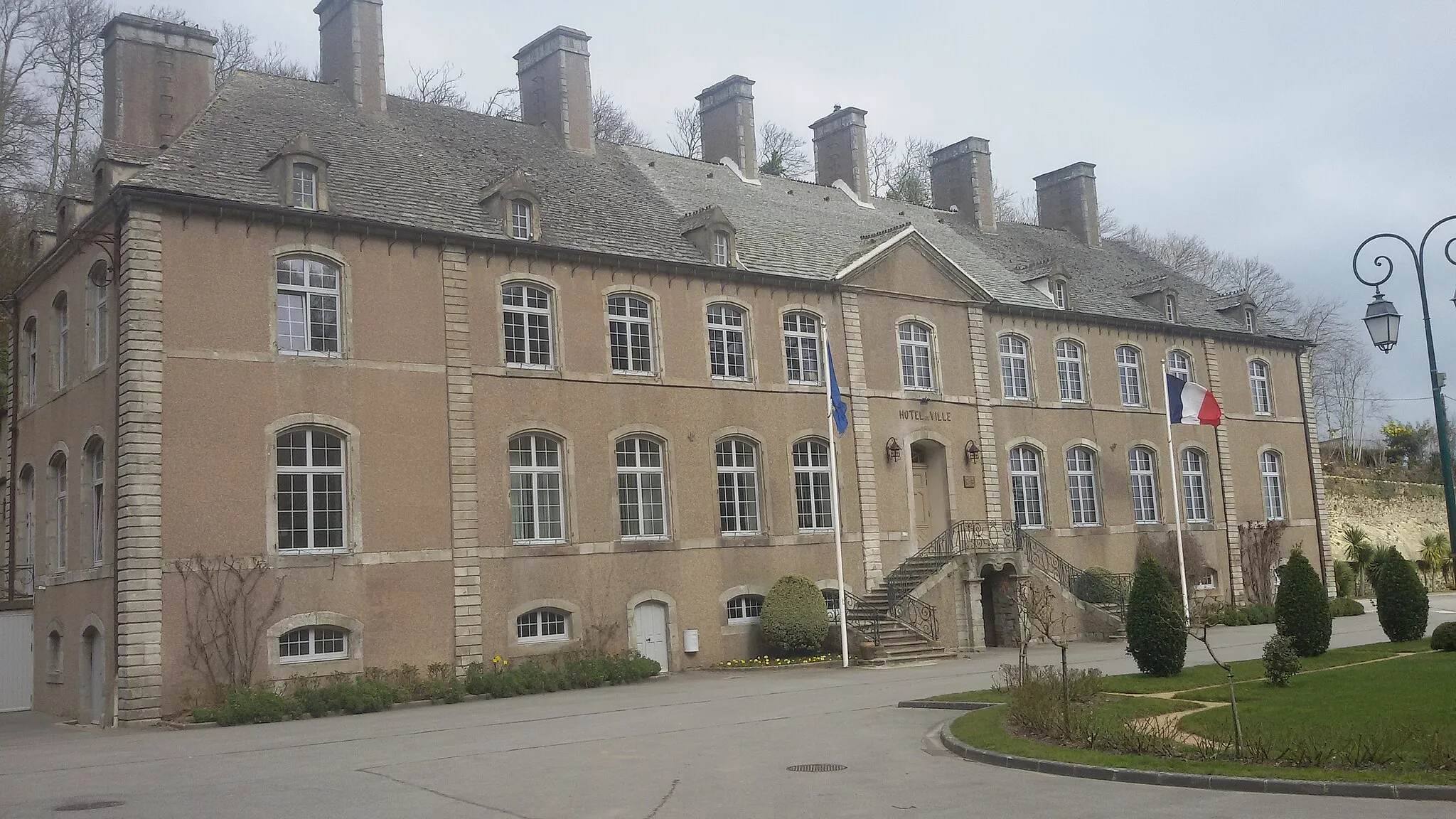 Photo showing: Chateau de Querqueville , devenu en 1935 la mairie
