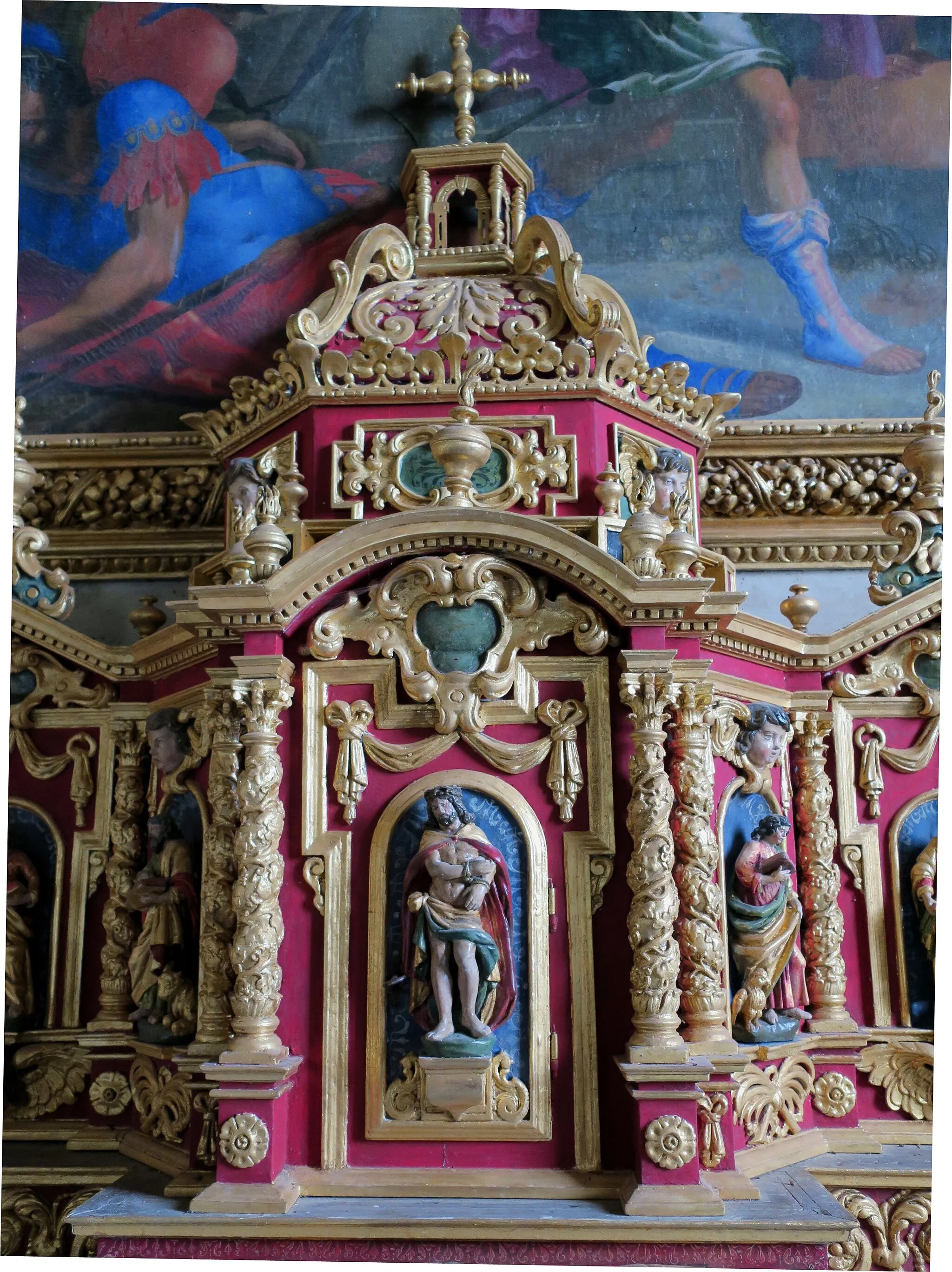 Photo showing: Statue du Christ aux liens située au-dessus du tabernacle.