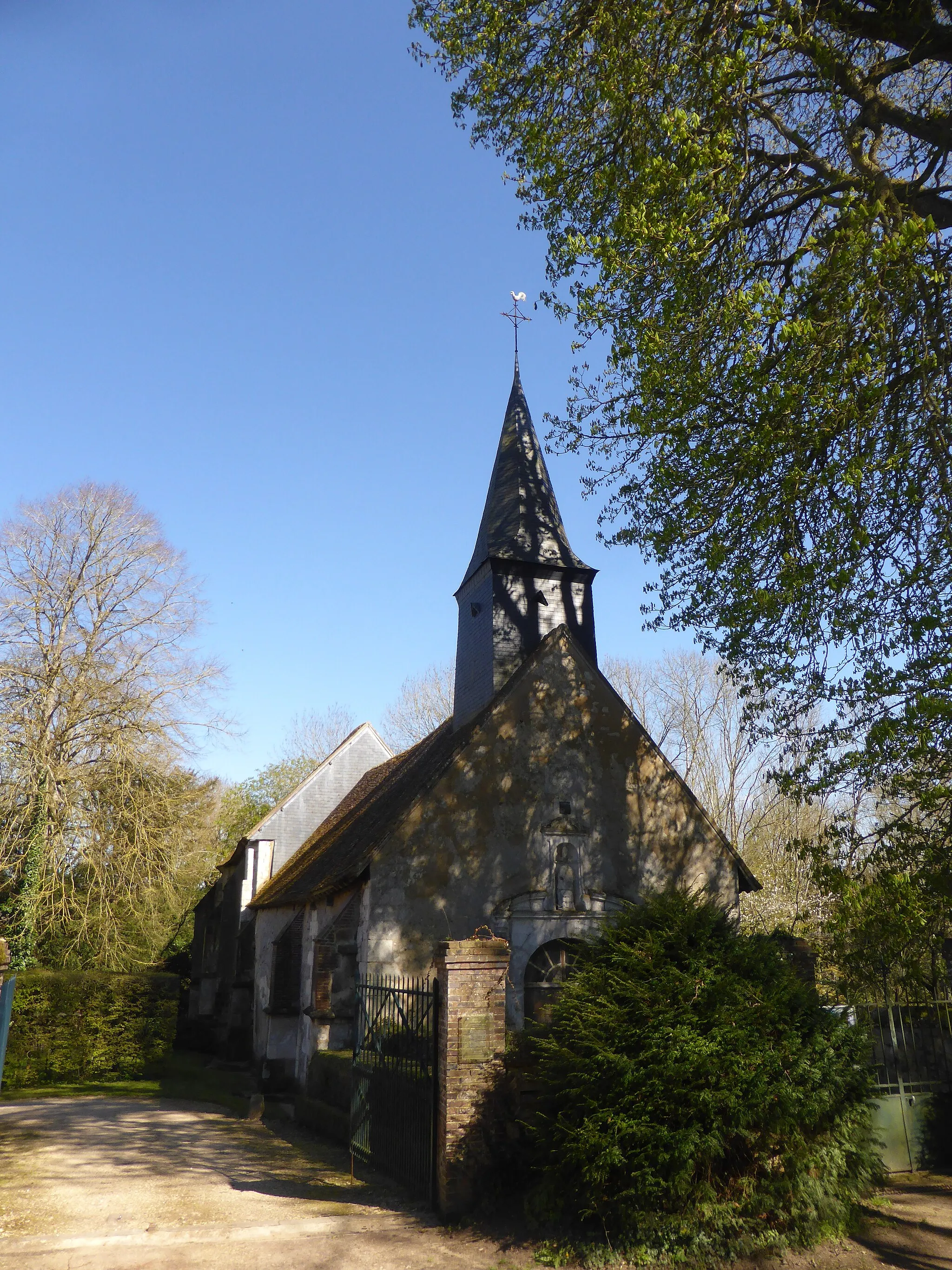 Photo showing: Église Saint-Nicolas de Maison-Maugis, dans l'Orne.