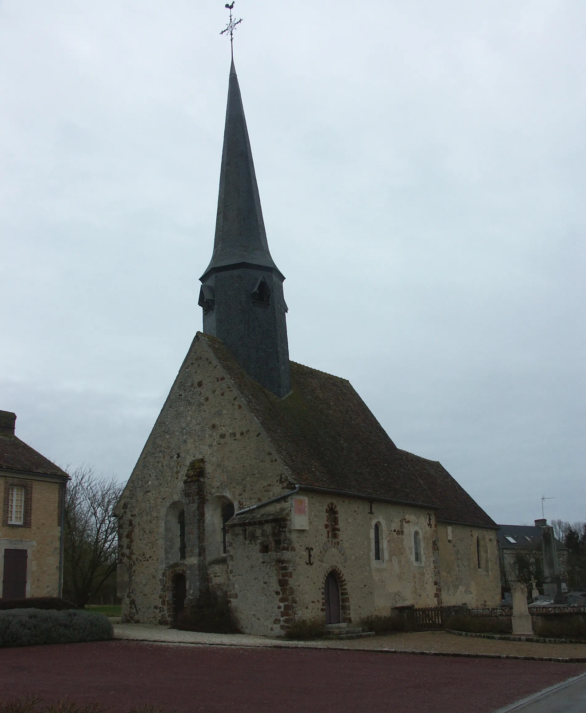 Photo showing: Construite au 12e siècle en grison. ISMH 2006.ext, vu du sud ouest