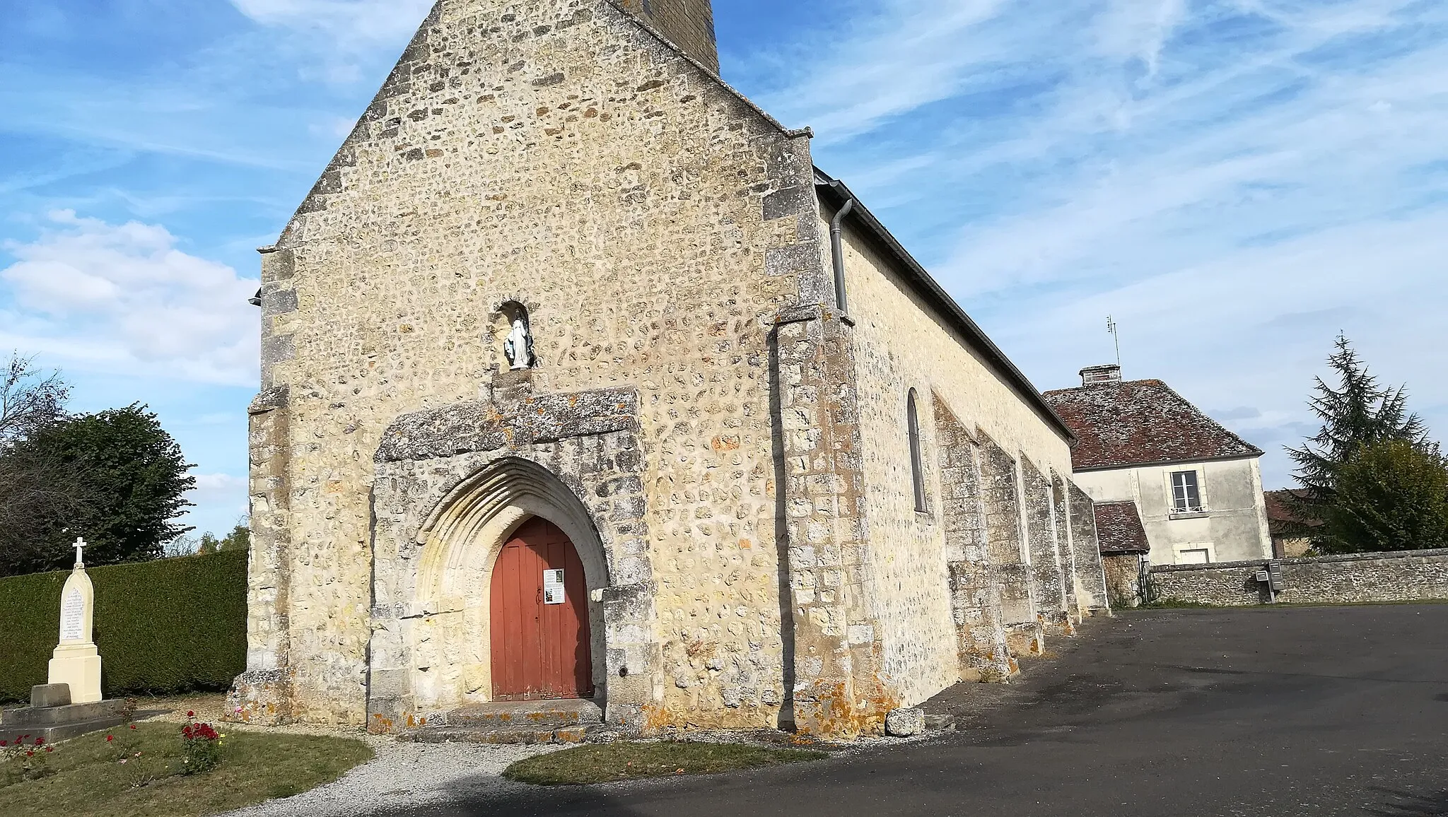 Photo showing: L'église de Buré, dans l'Orne.