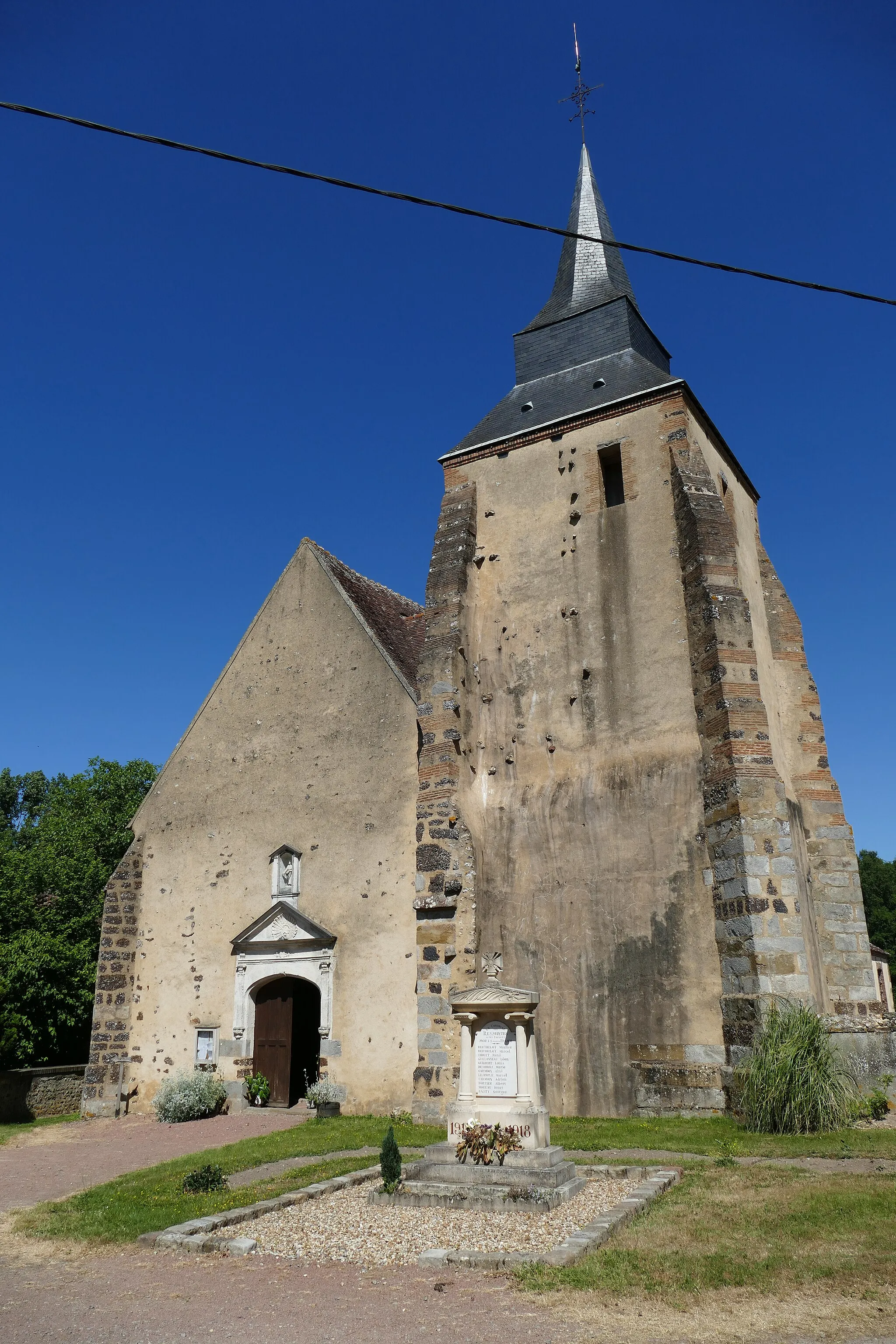 Photo showing: Eglise Les Ressuintes, façade Ouest
