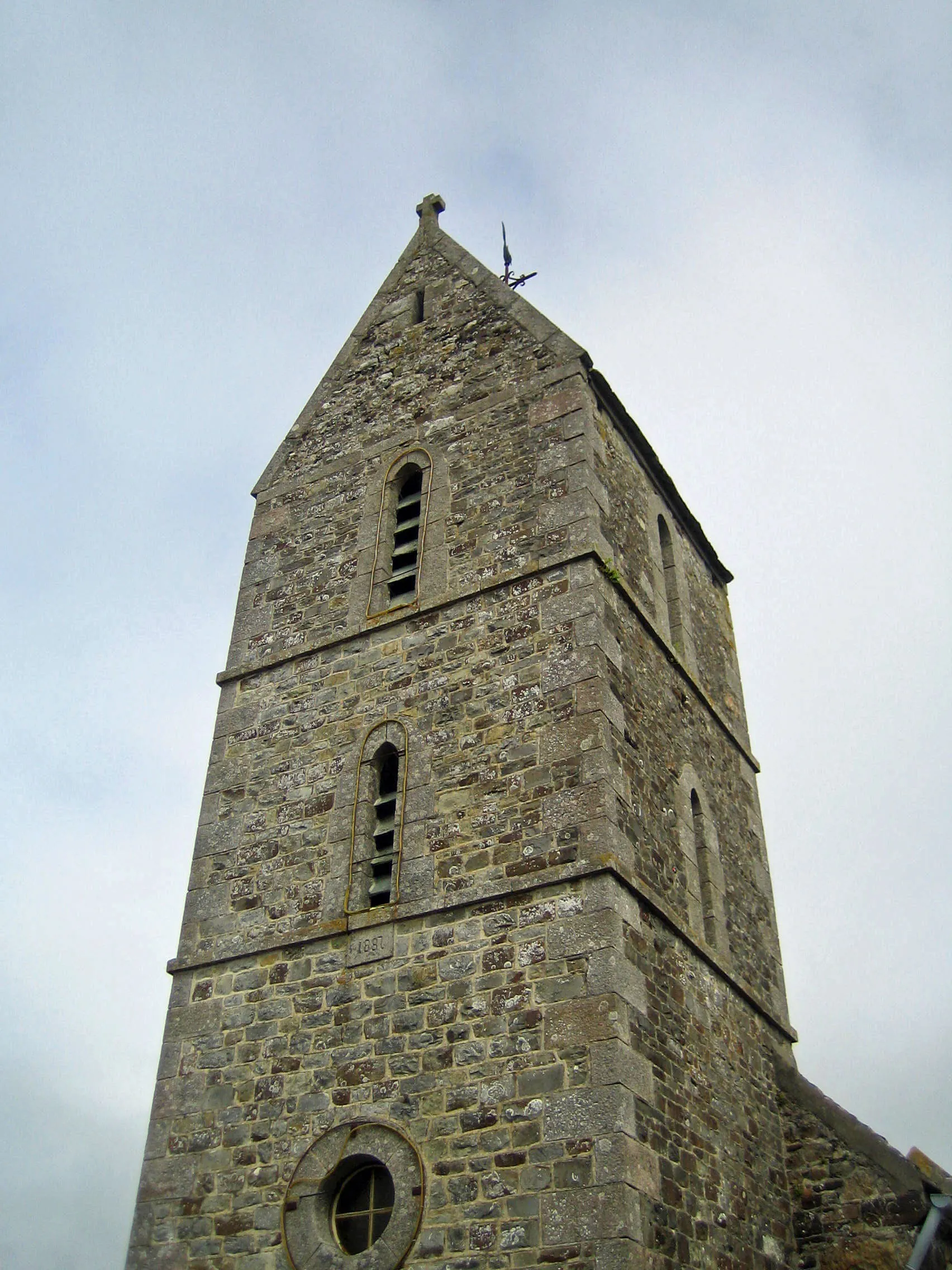 Photo showing: Église de Héauville.