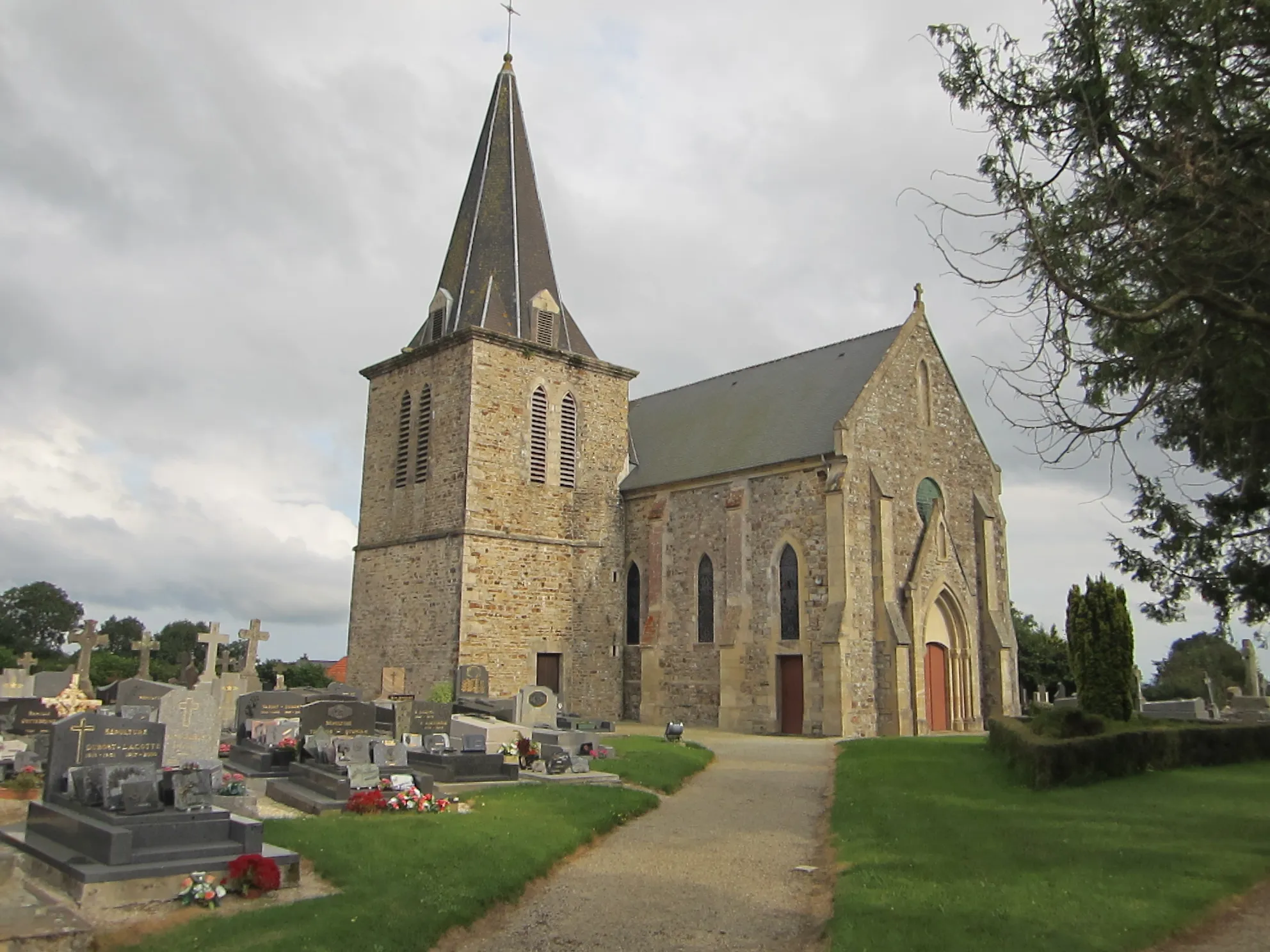 Photo showing: église Saint-Pierre de fr:-Pierre-d'Arthéglise