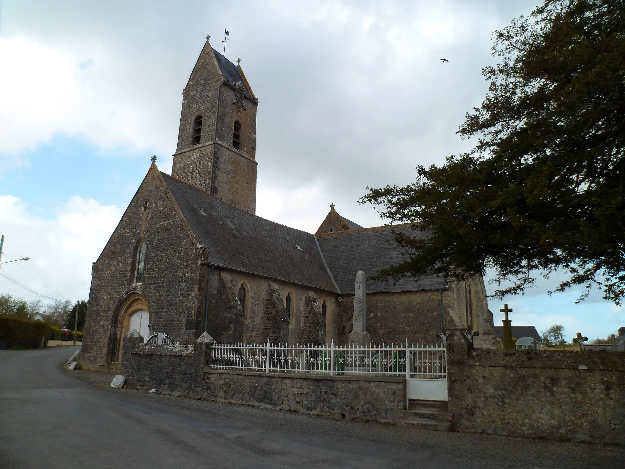 Photo showing: Église Saint-Gilles d'fr:Houesville