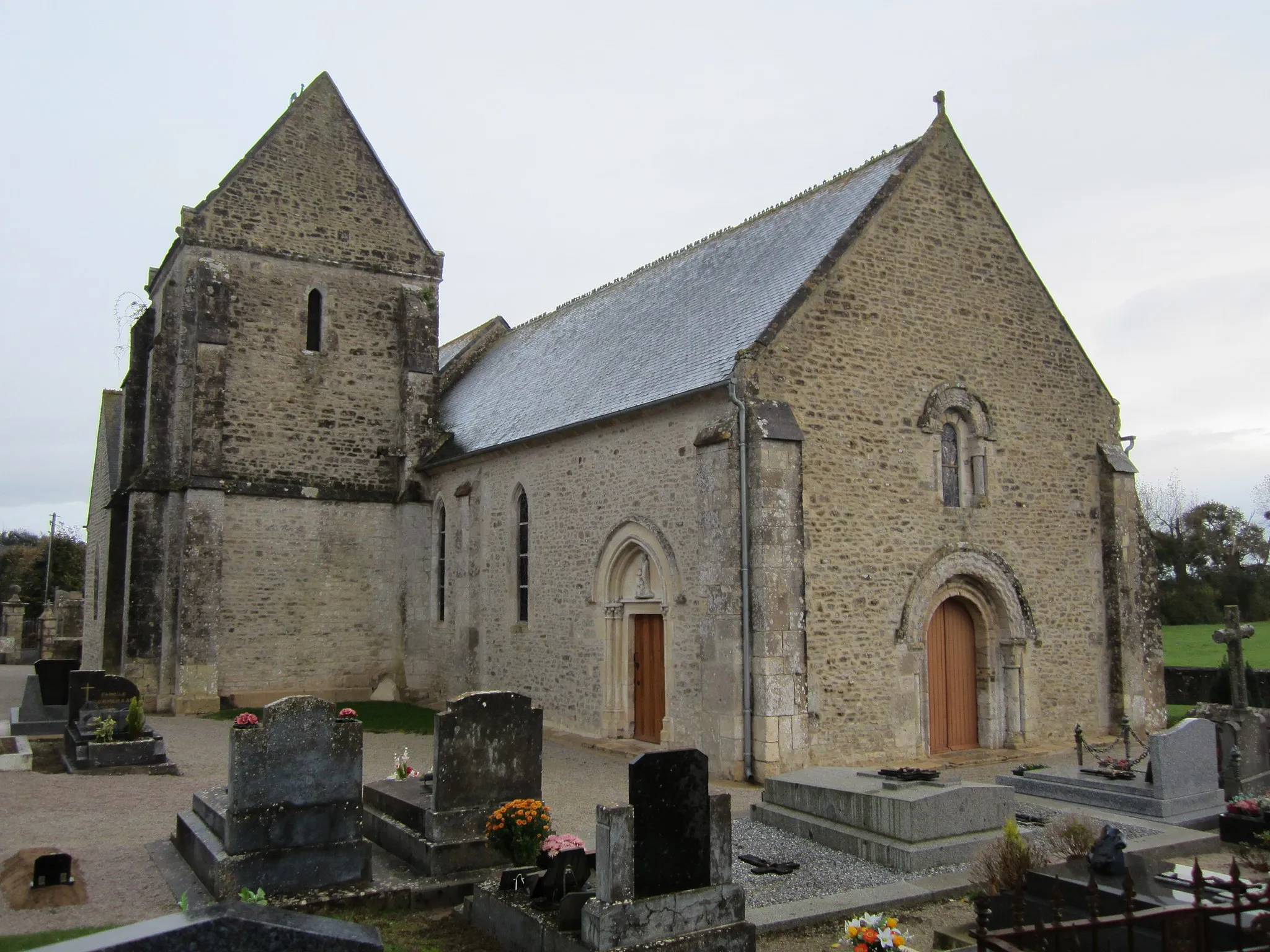 Photo showing: Église Saint-Pierre du fr:Le Ham (Manche)