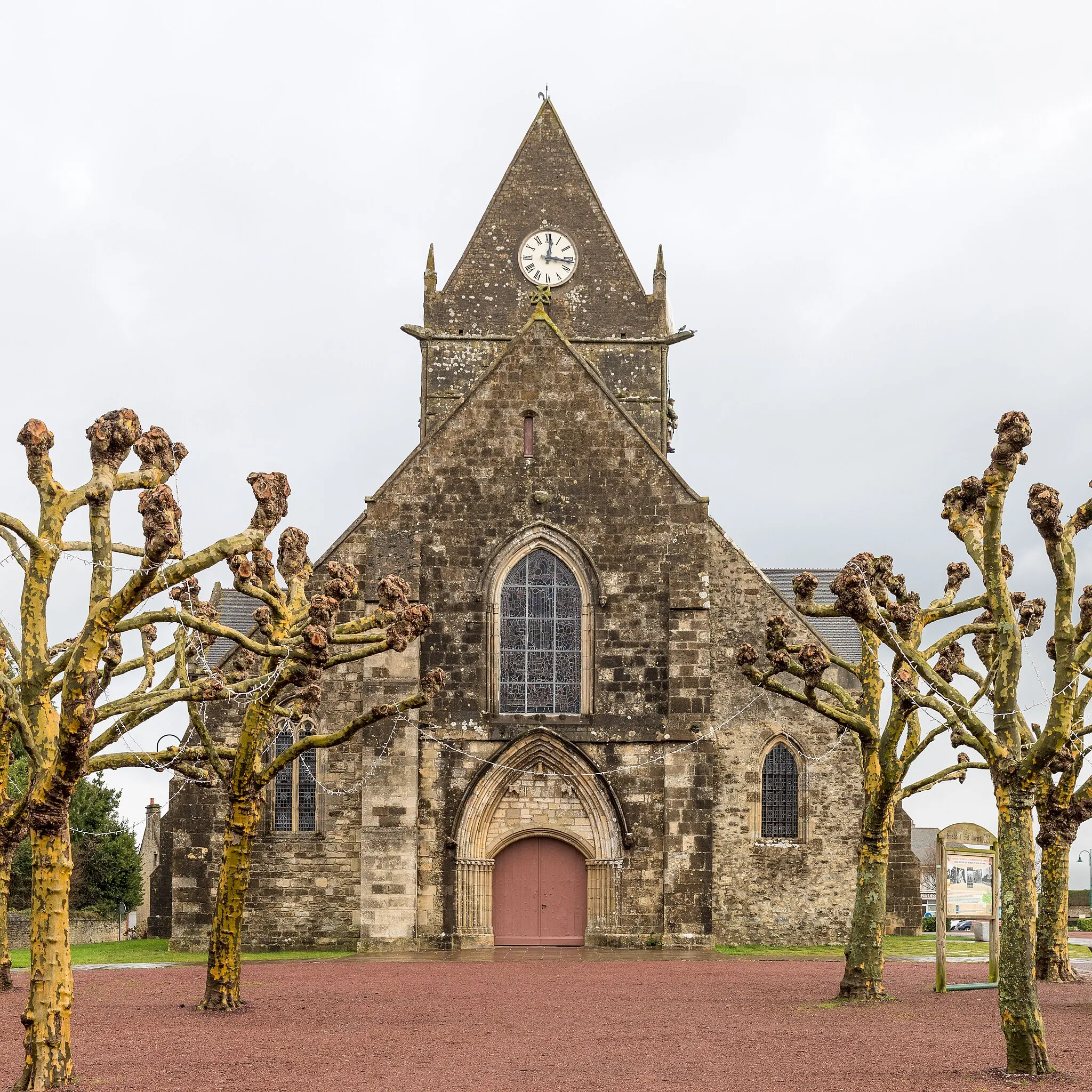 Photo showing: Église de Sainte-Mère-Église