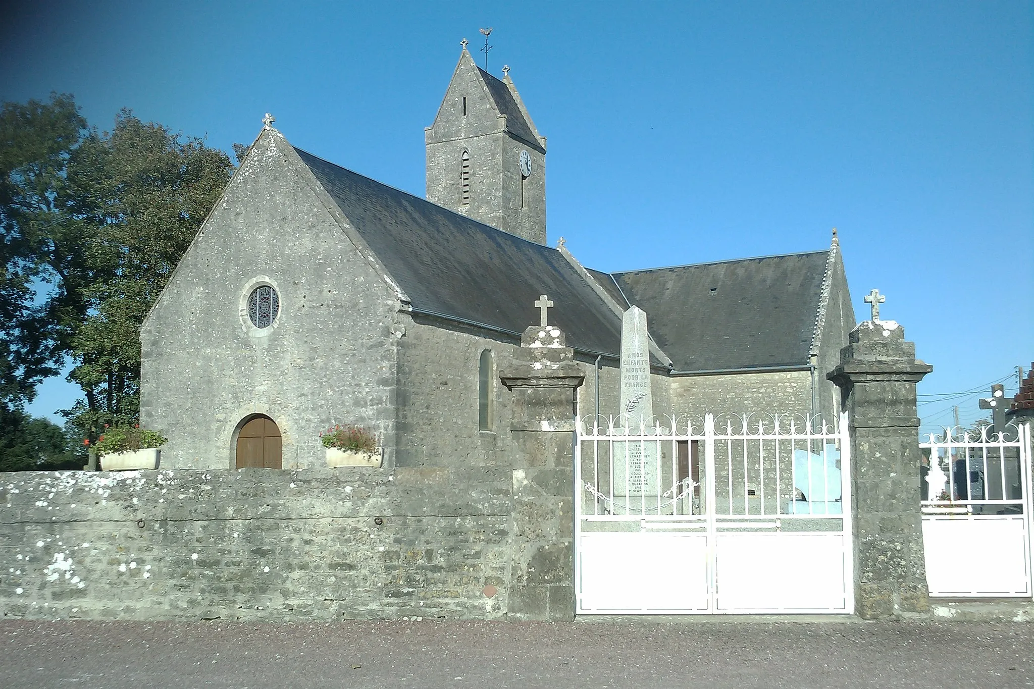 Photo showing: Église Saint-Pierre de fr:Coigny