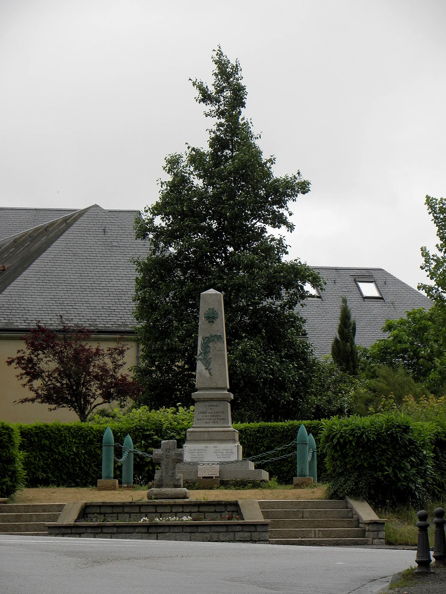 Photo showing: Monument aux morts de Condé-sur-Sarthe (61).