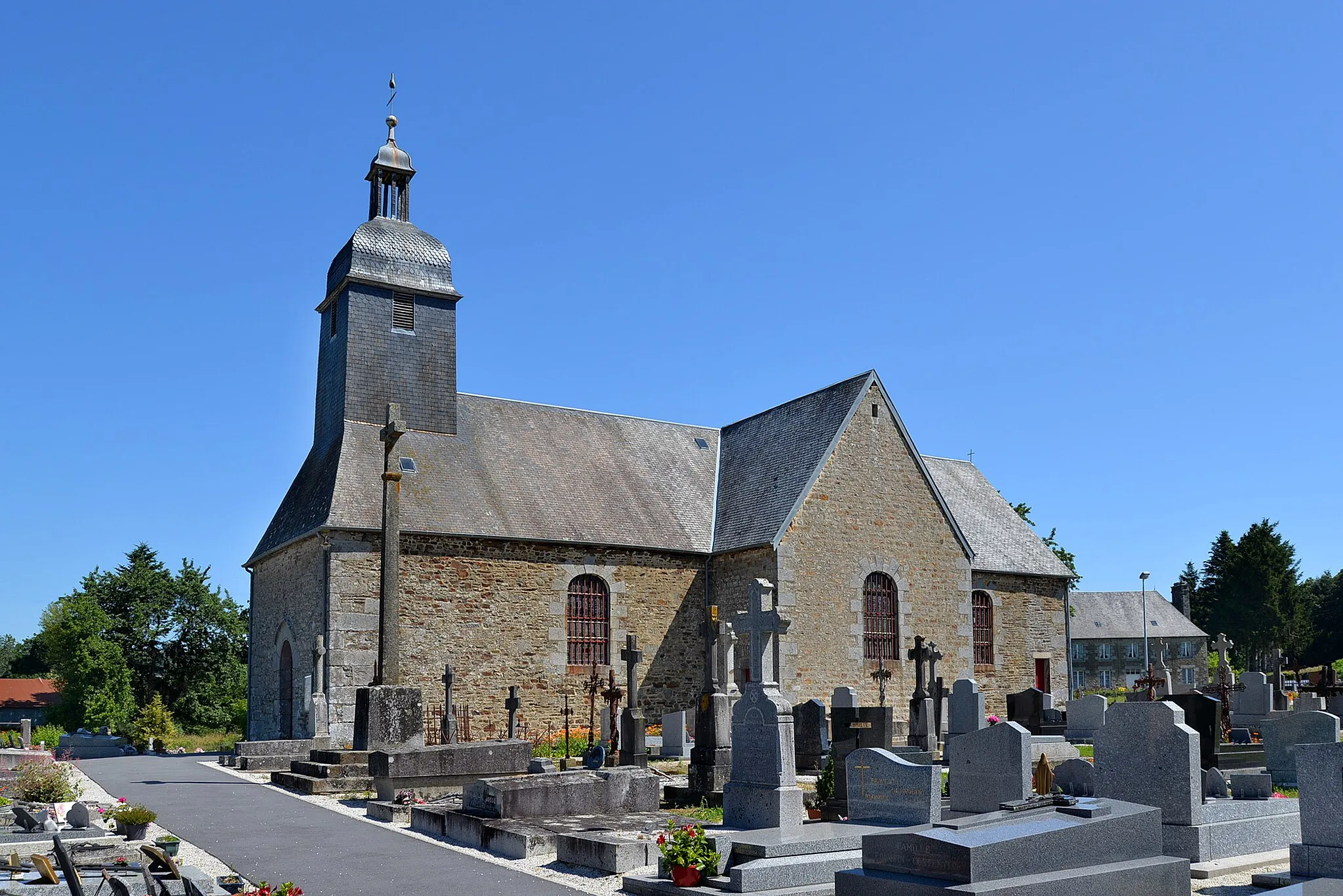 Photo showing: Isigny-le-Buat (Manche, France)