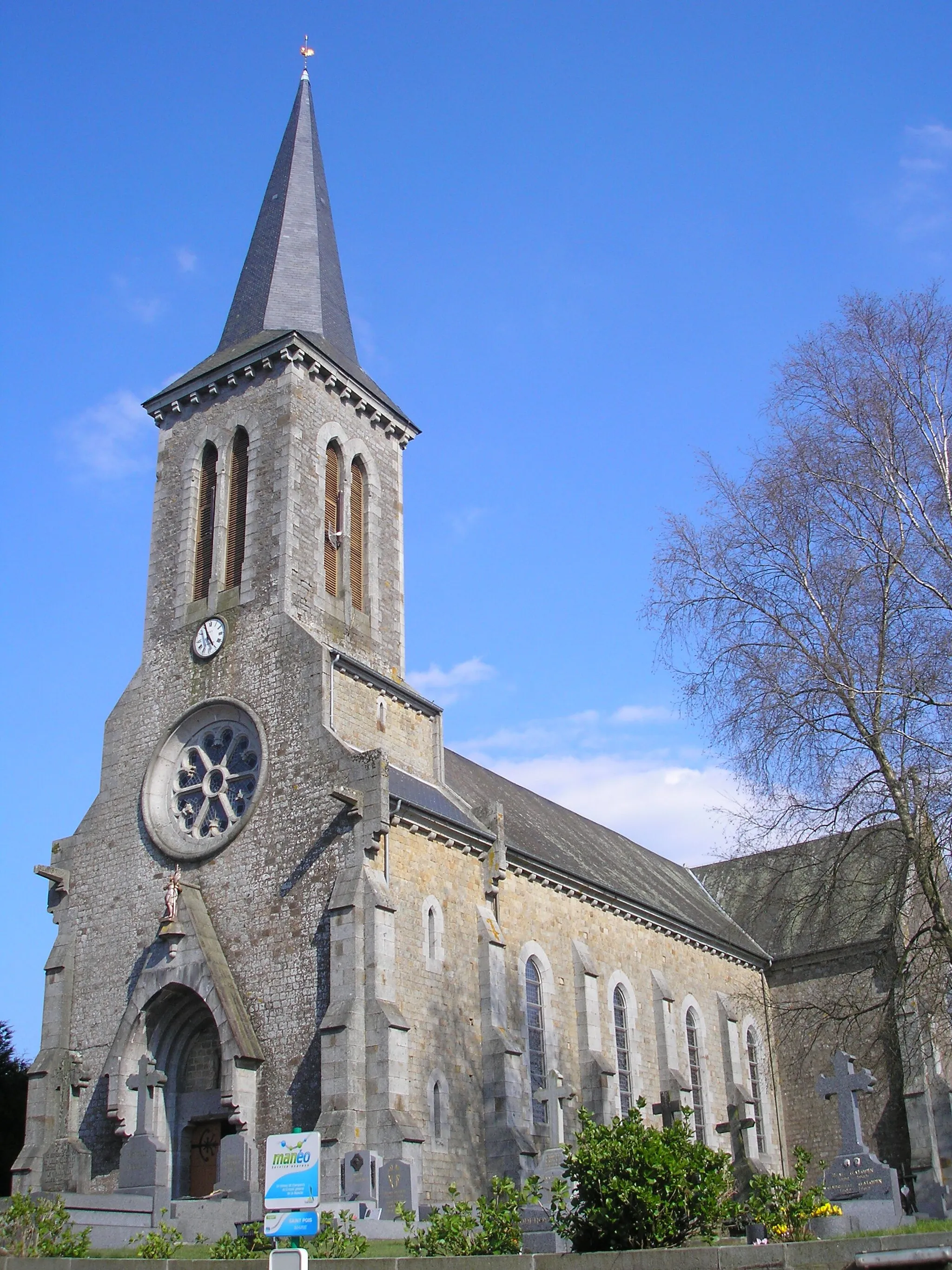 Photo showing: Saint-Pois (Normandie, France). L'église.