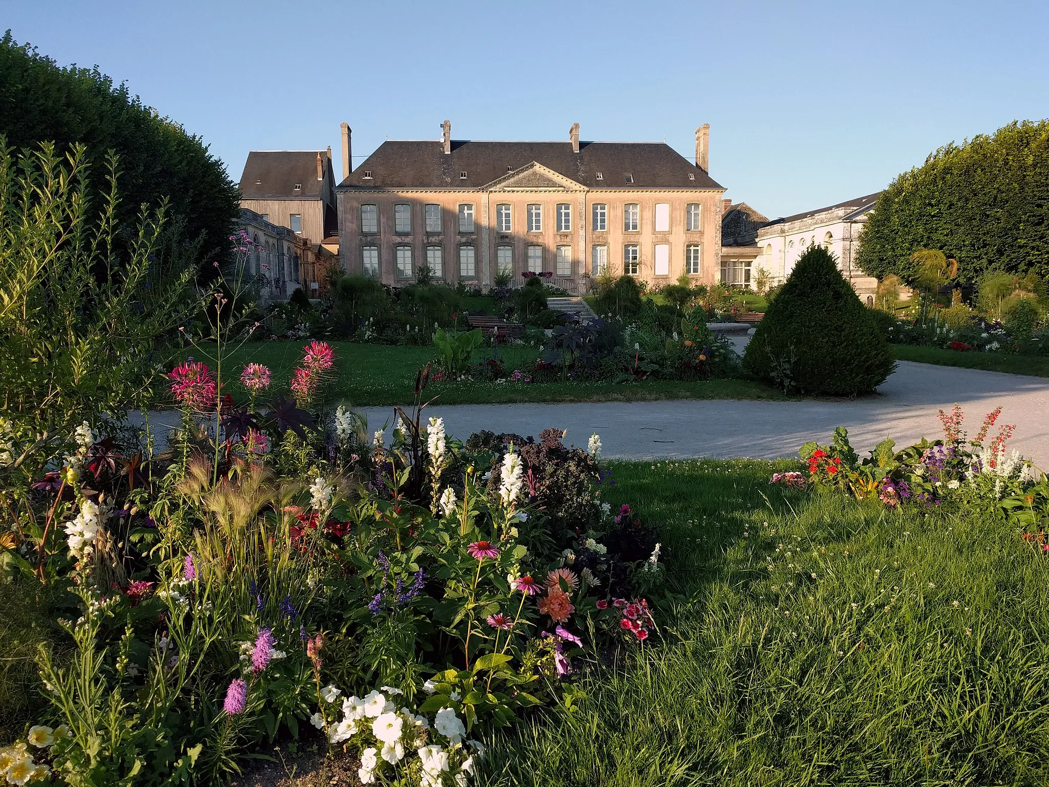 Photo showing: Ayuntamiento de Mortagne-au-Perche, Normandía