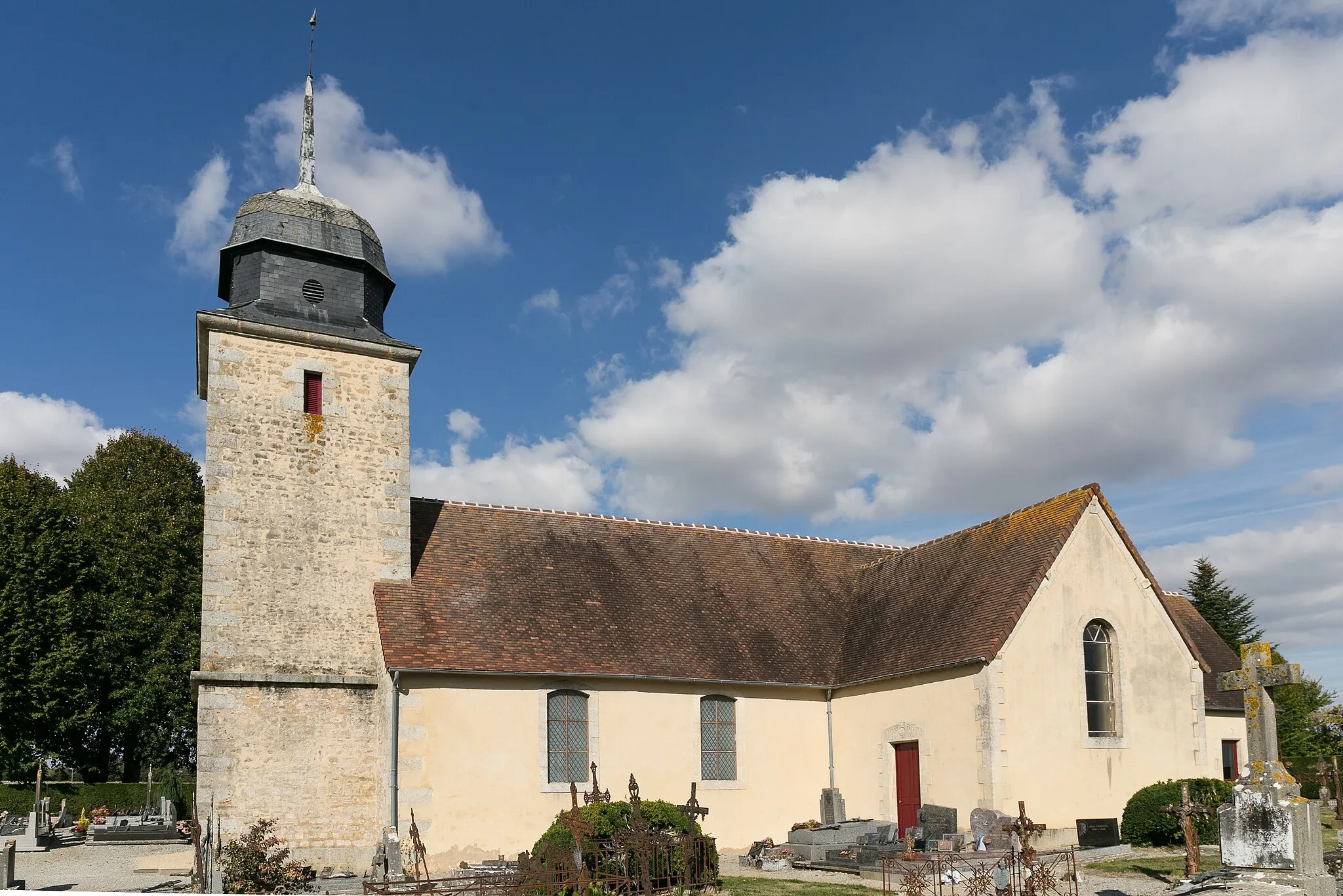 Photo showing: Saint Dyonisius church in Bursard.