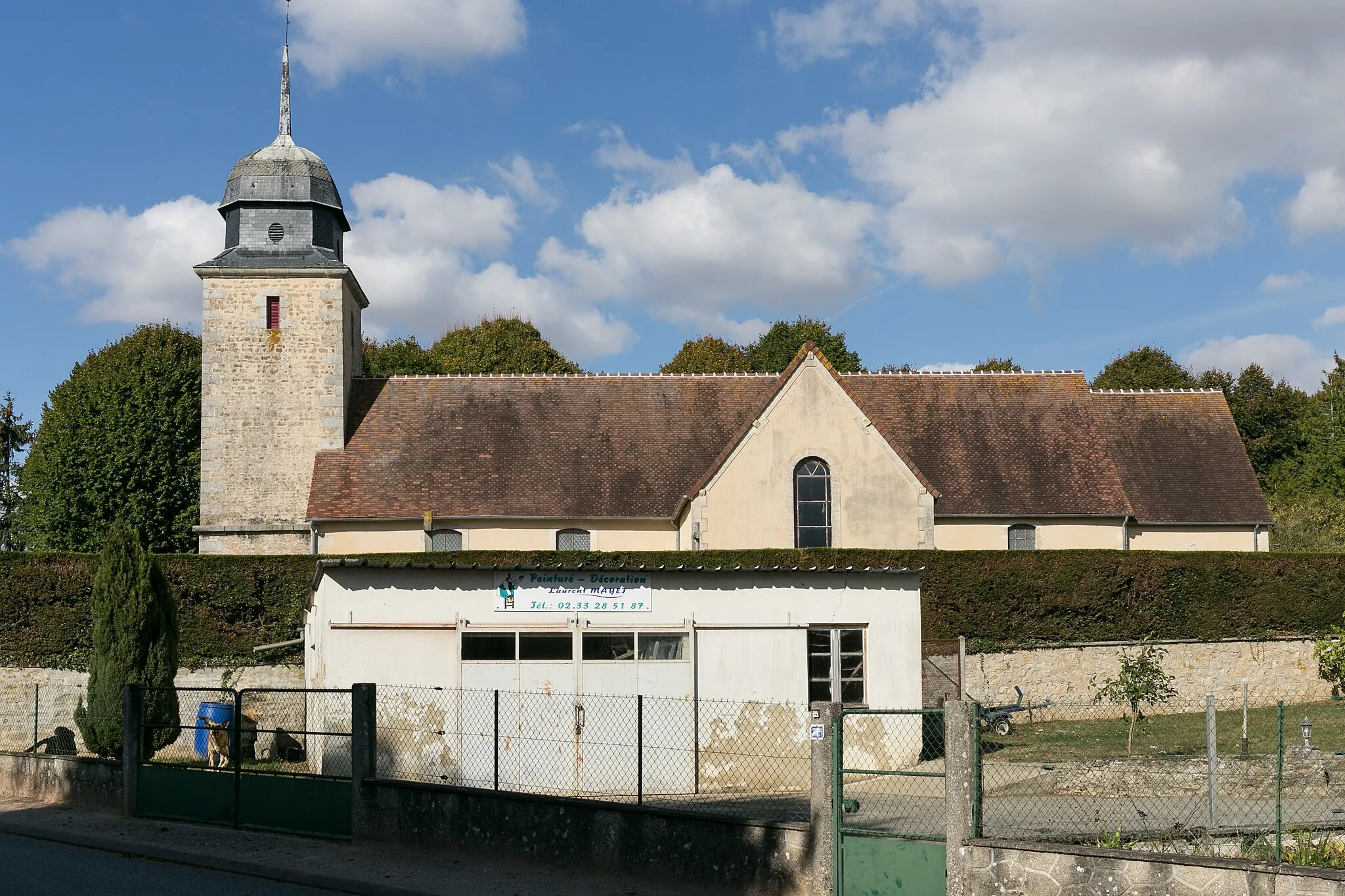 Photo showing: Saint Dyonisius church in Bursard.