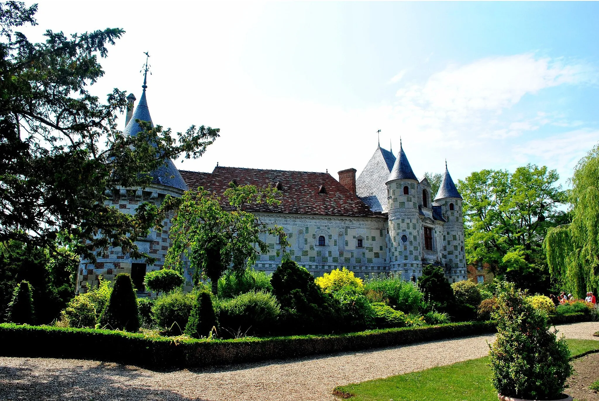 Photo showing: The overview of the St. Germain de Livet Castle, Normandy - FRANCE.