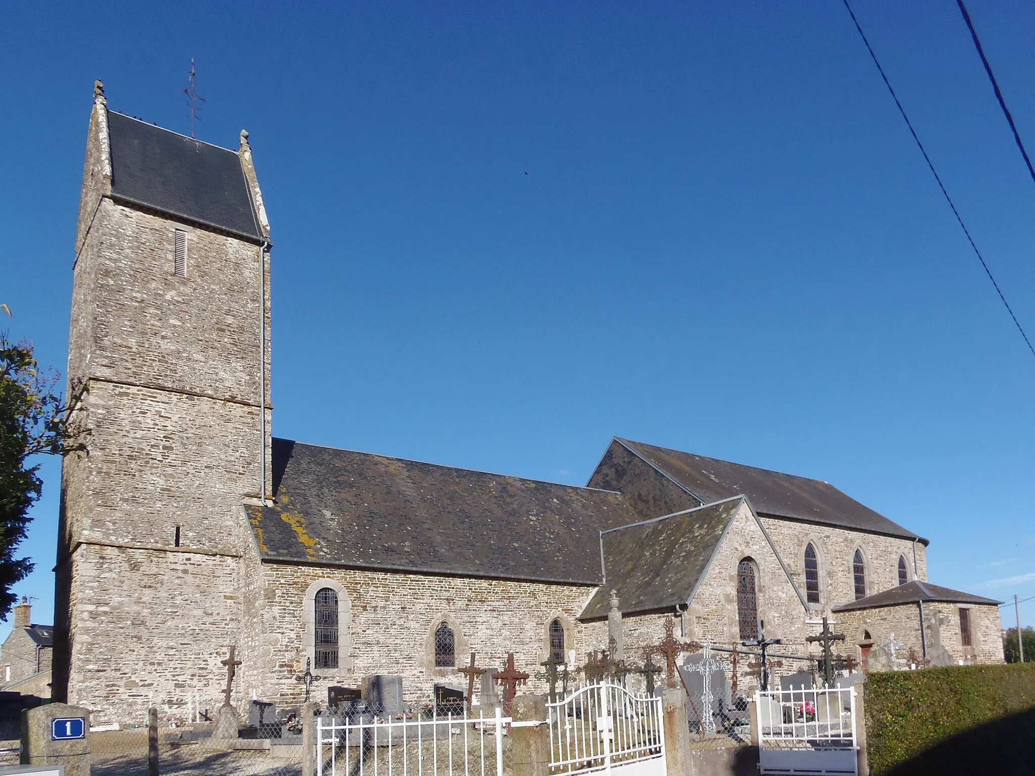 Photo showing: Viessoix (Normandie, France). L'église Saint-André.