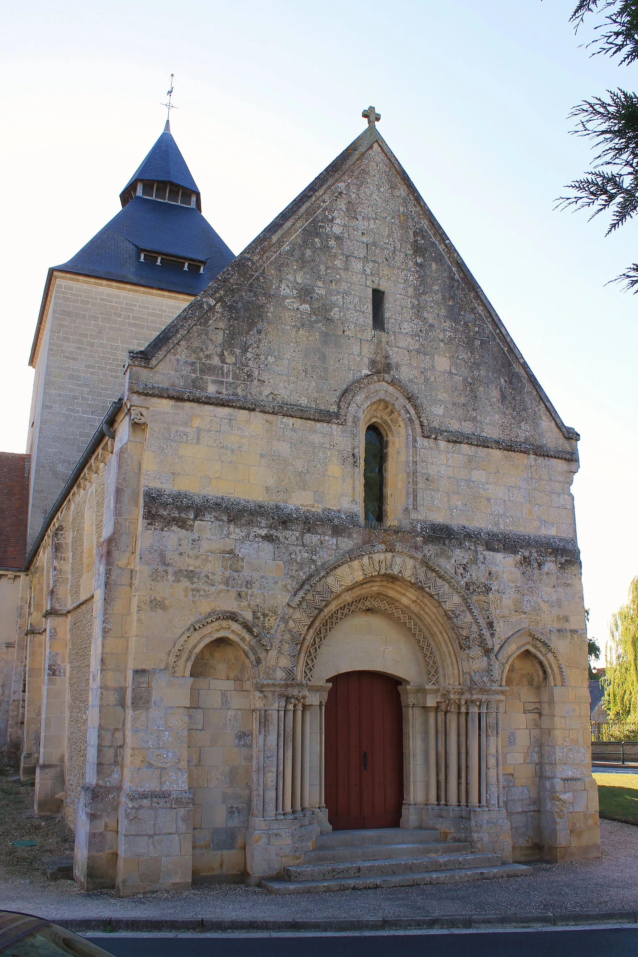 Photo showing: Eglise Saint-Germain à Airan (Calvados)