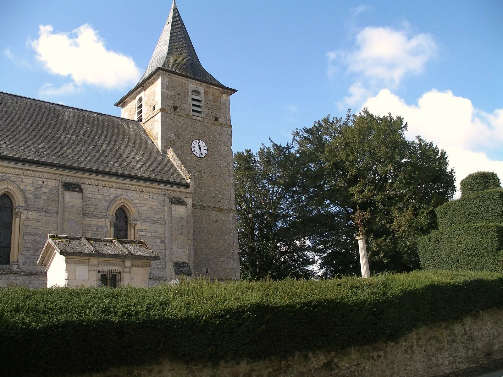 Photo showing: Eglise Notre Dame à Amayé-sur-Orne (Calvados)