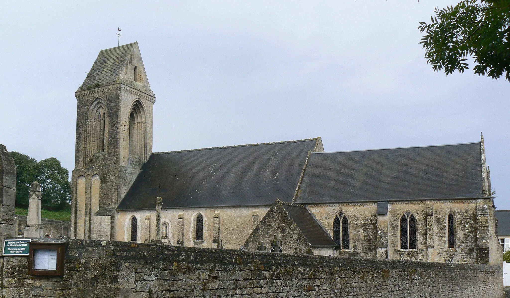 Photo showing: Église de Sainte-Honorine-des-Pertes (14)