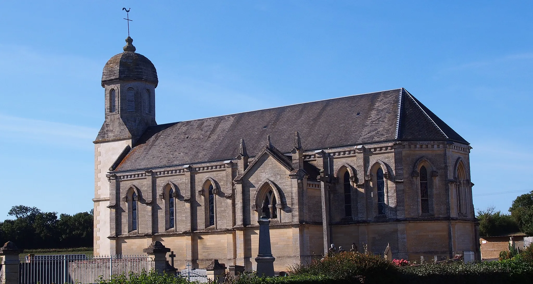 Photo showing: Saint-Germain-du-Pert (Normandie, France). L'église Saint-Germain.
