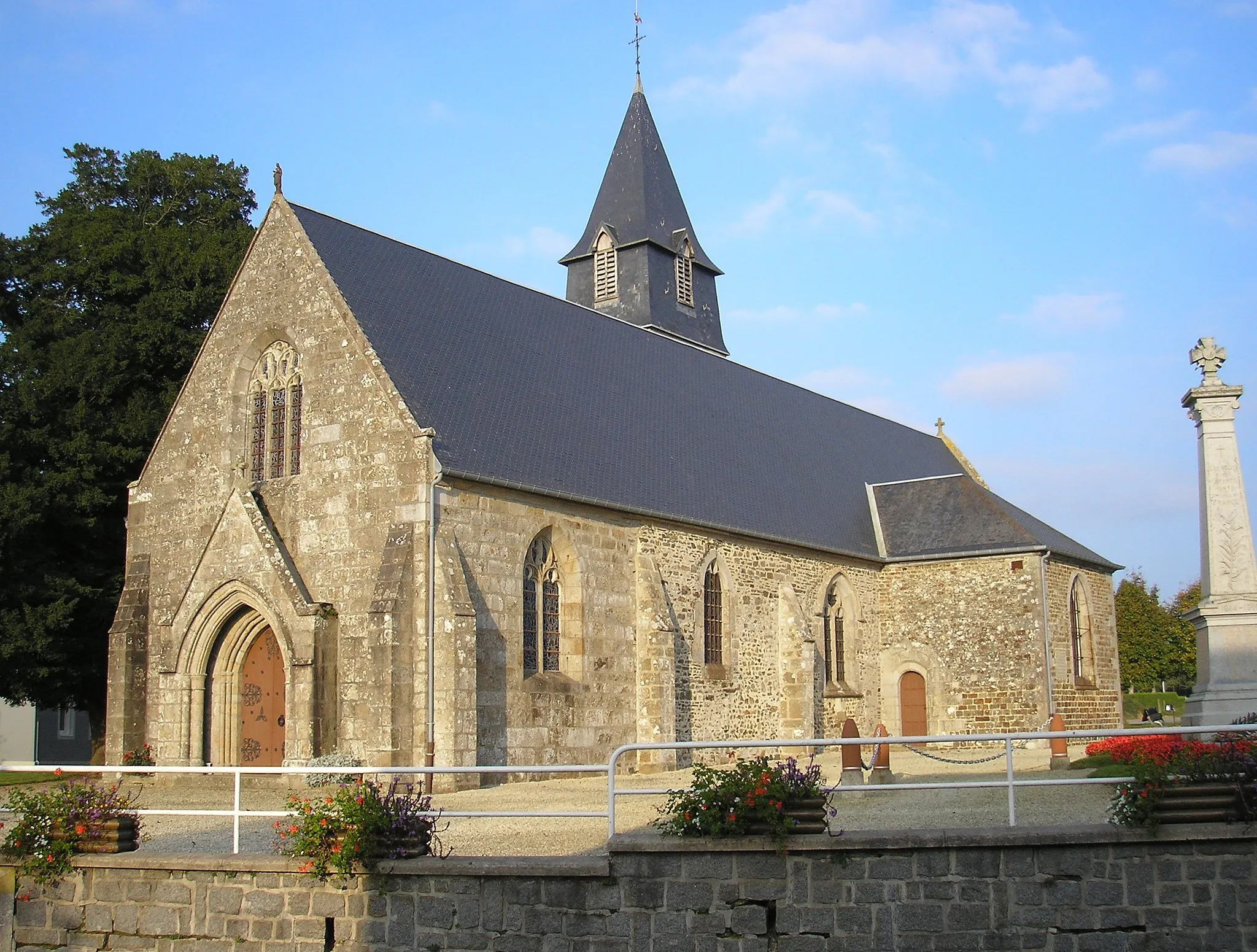 Photo showing: Courson (Normandie, France). L'église Notre-Dame.