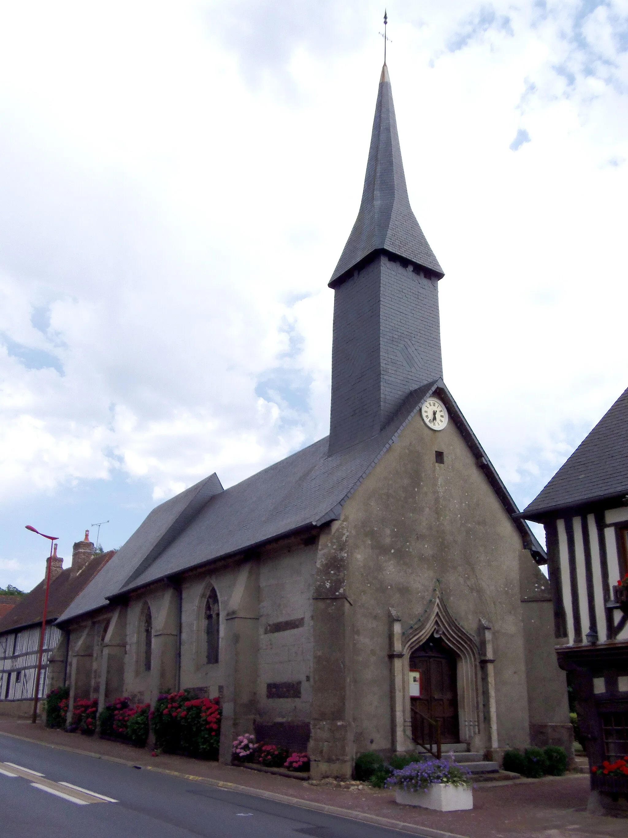 Photo showing: L'Hôtellerie (Normandie, France). L'église Saint-Nicolas.