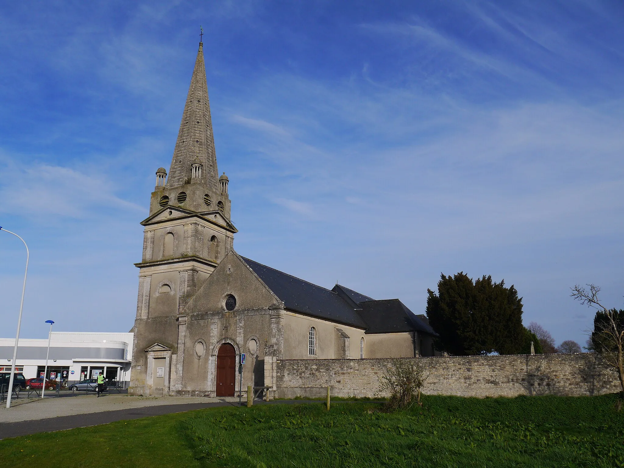 Photo showing: L'église Saint-Exupère.