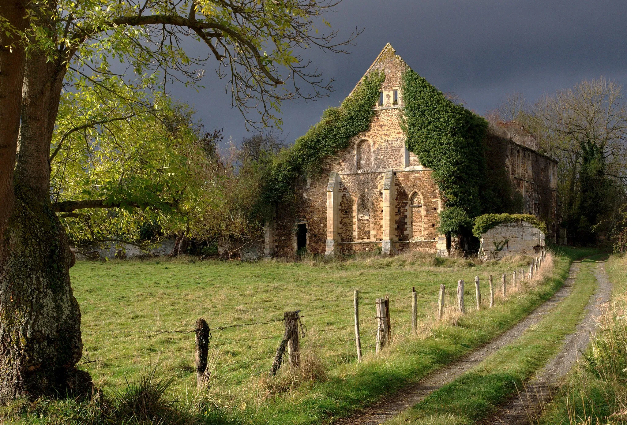 Photo showing: The ancient abbey of Barbery  (Calvados, France).