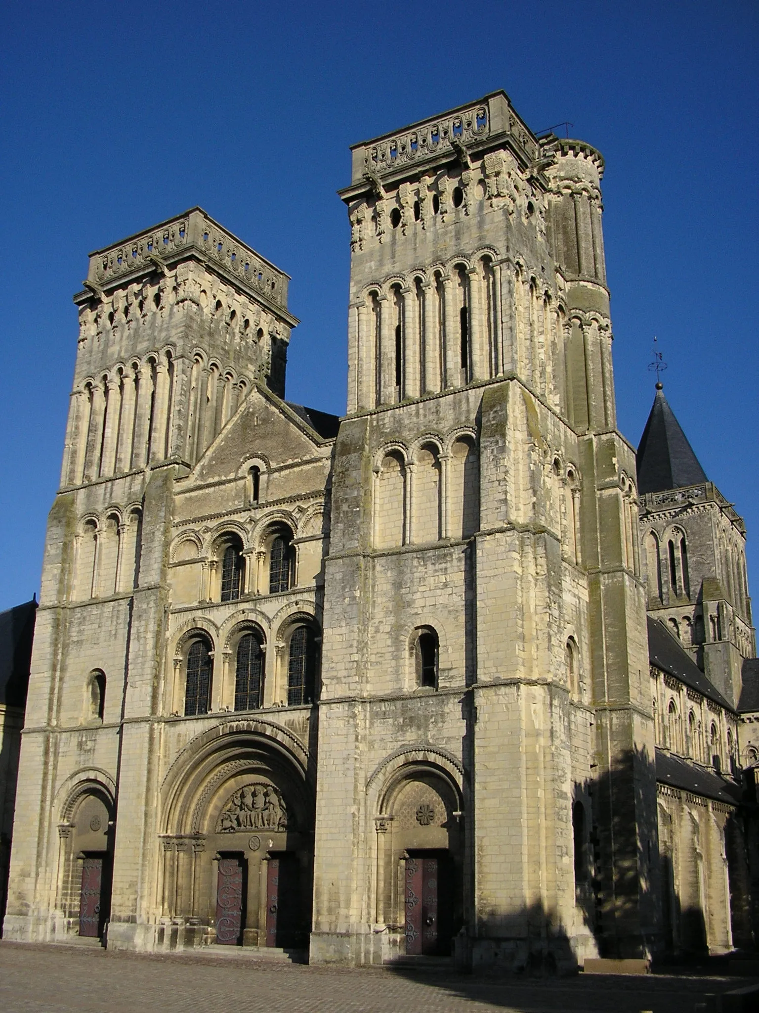 Photo showing: façade de l'abbaye aux Dames