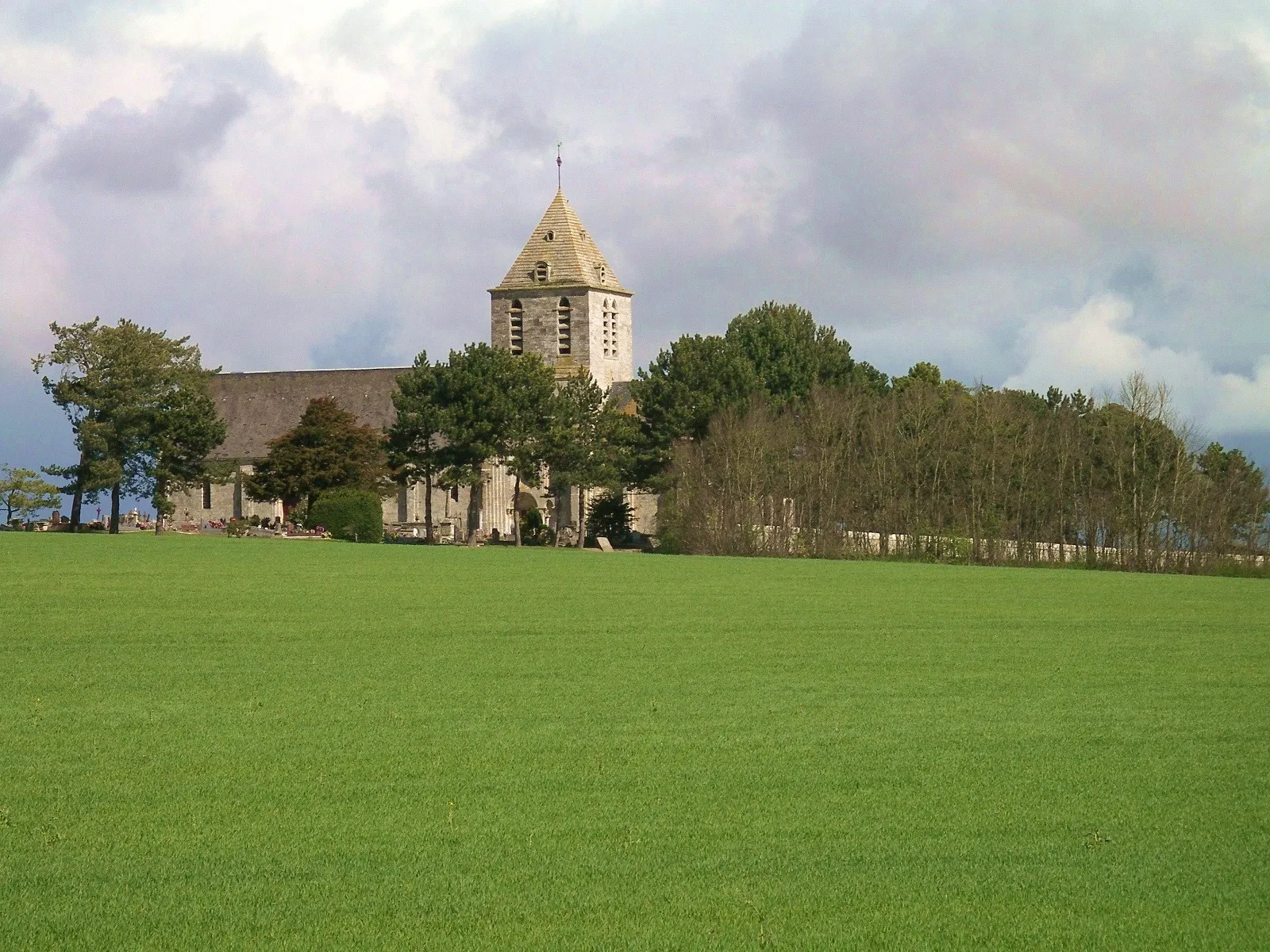 Photo showing: Eglise St Hilaire à Cairon (Calvados)