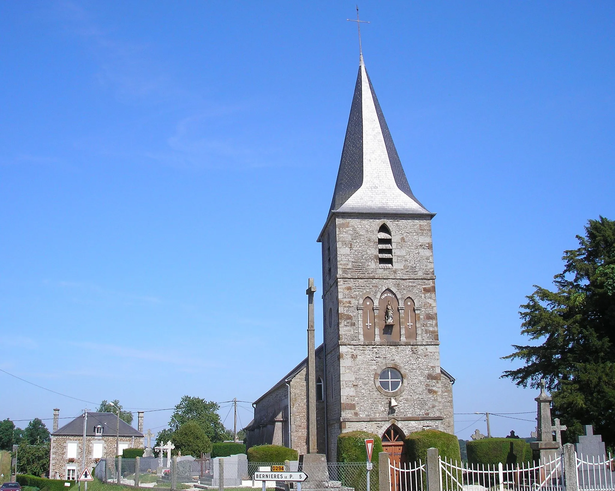 Photo showing: Chênedollé (Normandie, France). L'église Saint-Georges.