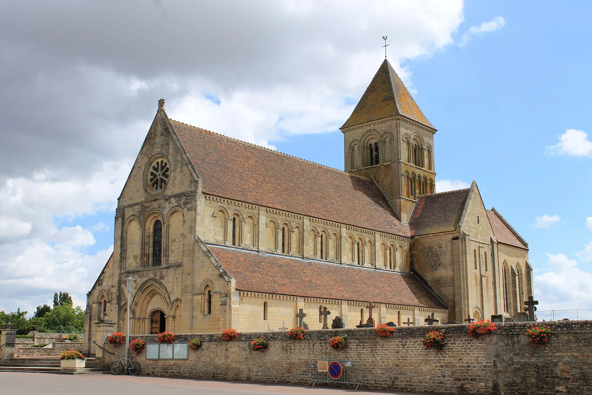 Photo showing: Église Saint-Vigor de Cheux (Calvados)