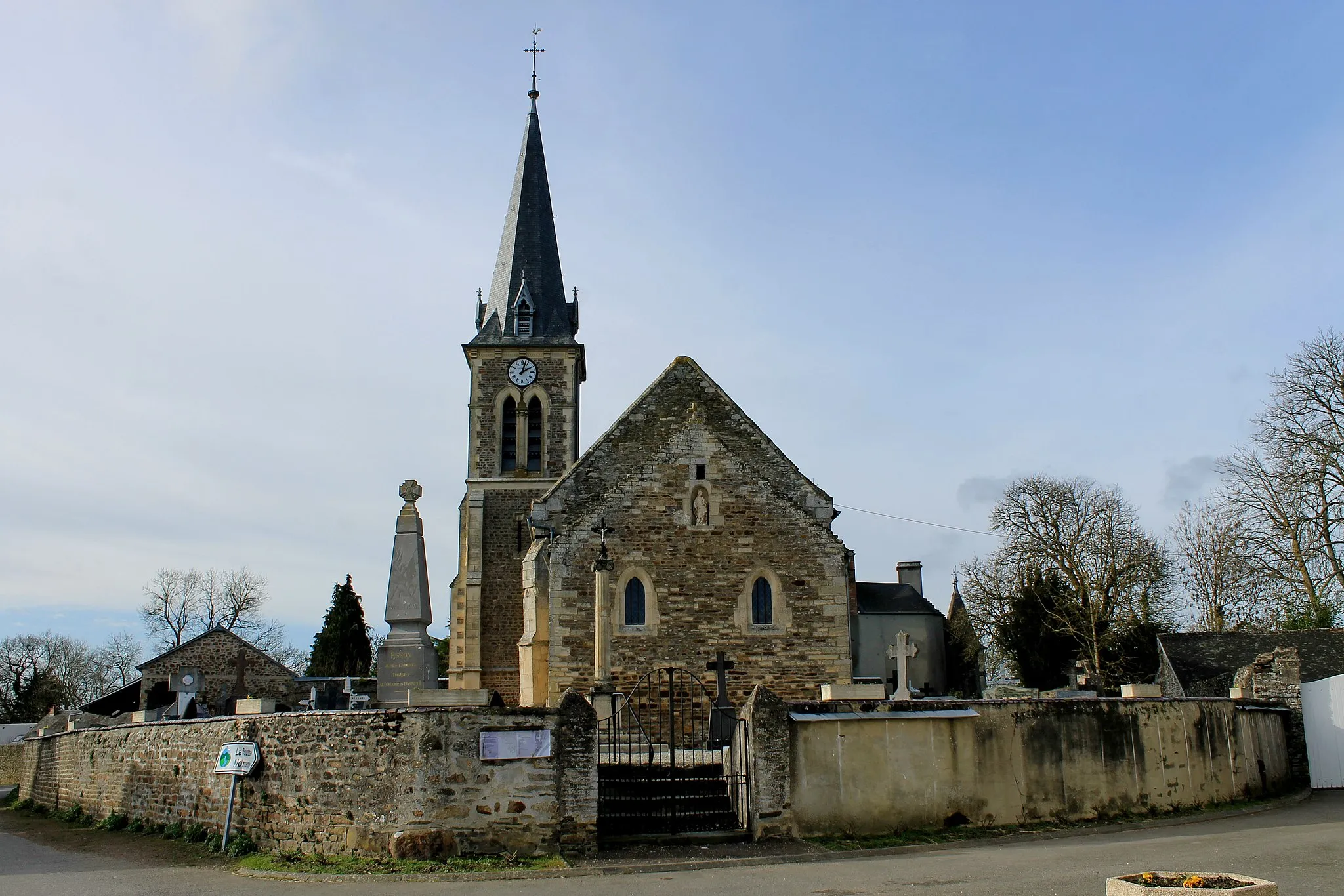 Photo showing: Église de la Nativité-de-Notre-Dame du XVe à Esson (Calvados)