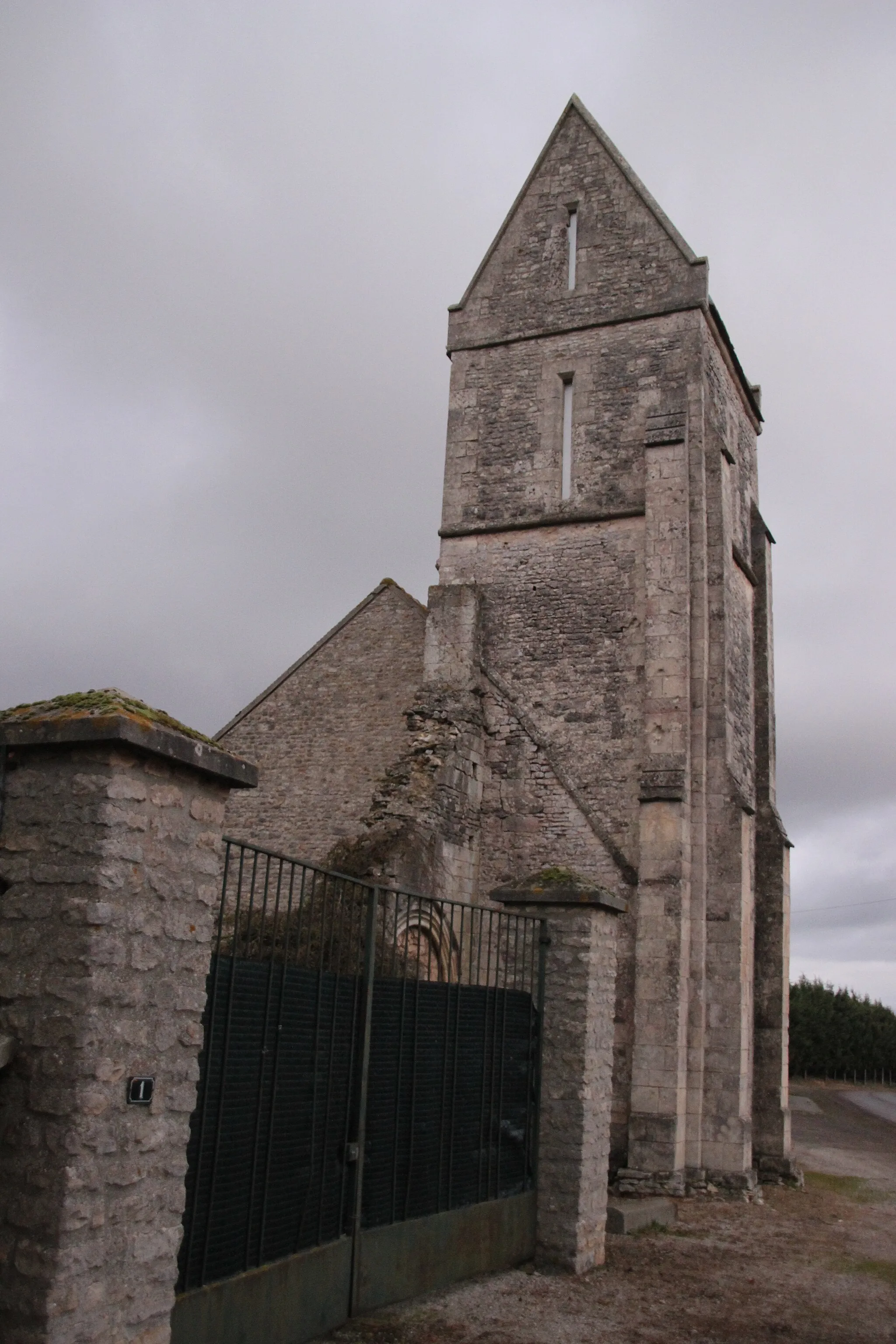 Photo showing: église Notre Dame de Quesnay