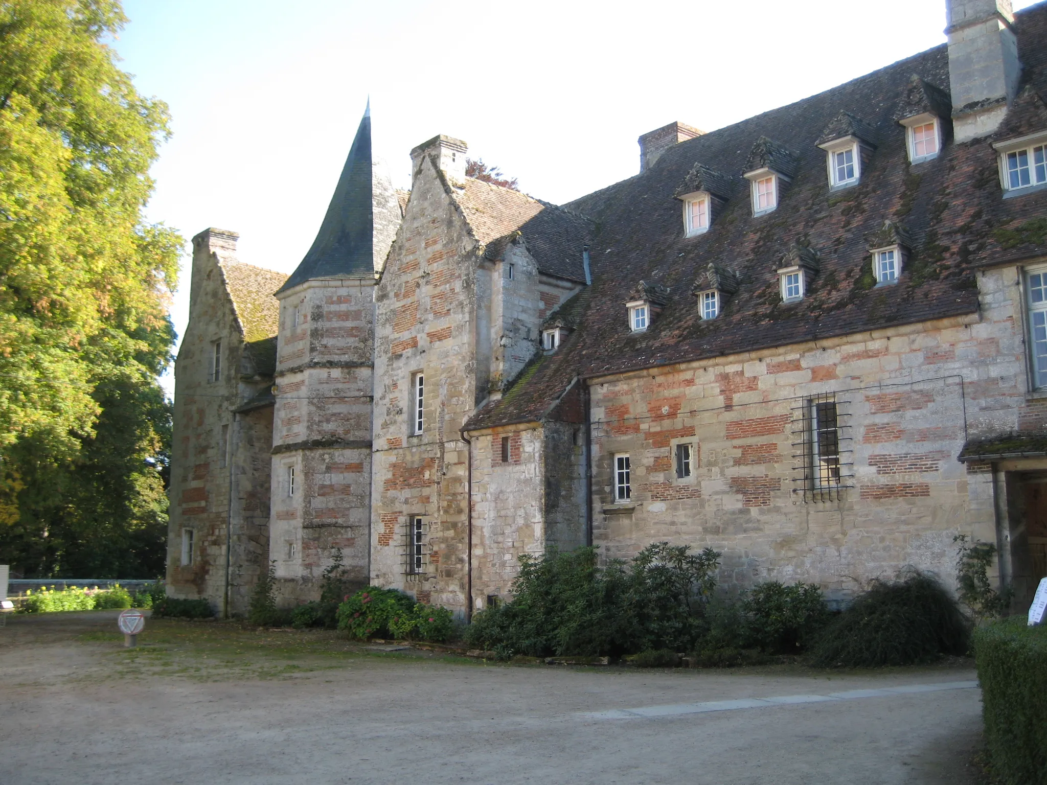 Photo showing: Castle of Fervaques, Calvados, France