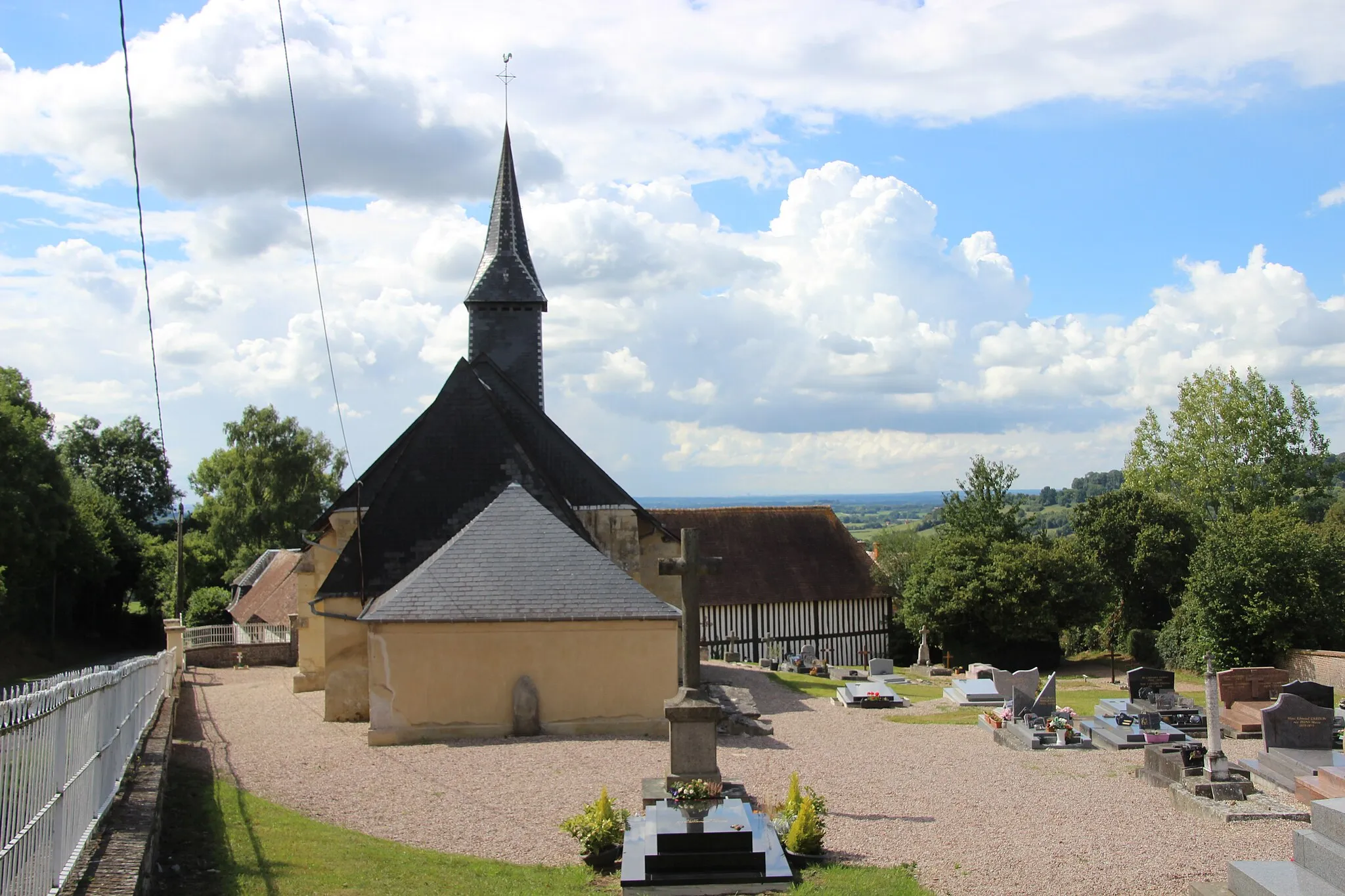 Photo showing: église lessard et le chene