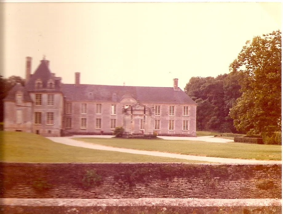 Photo showing: Château de Louvagny en 1978