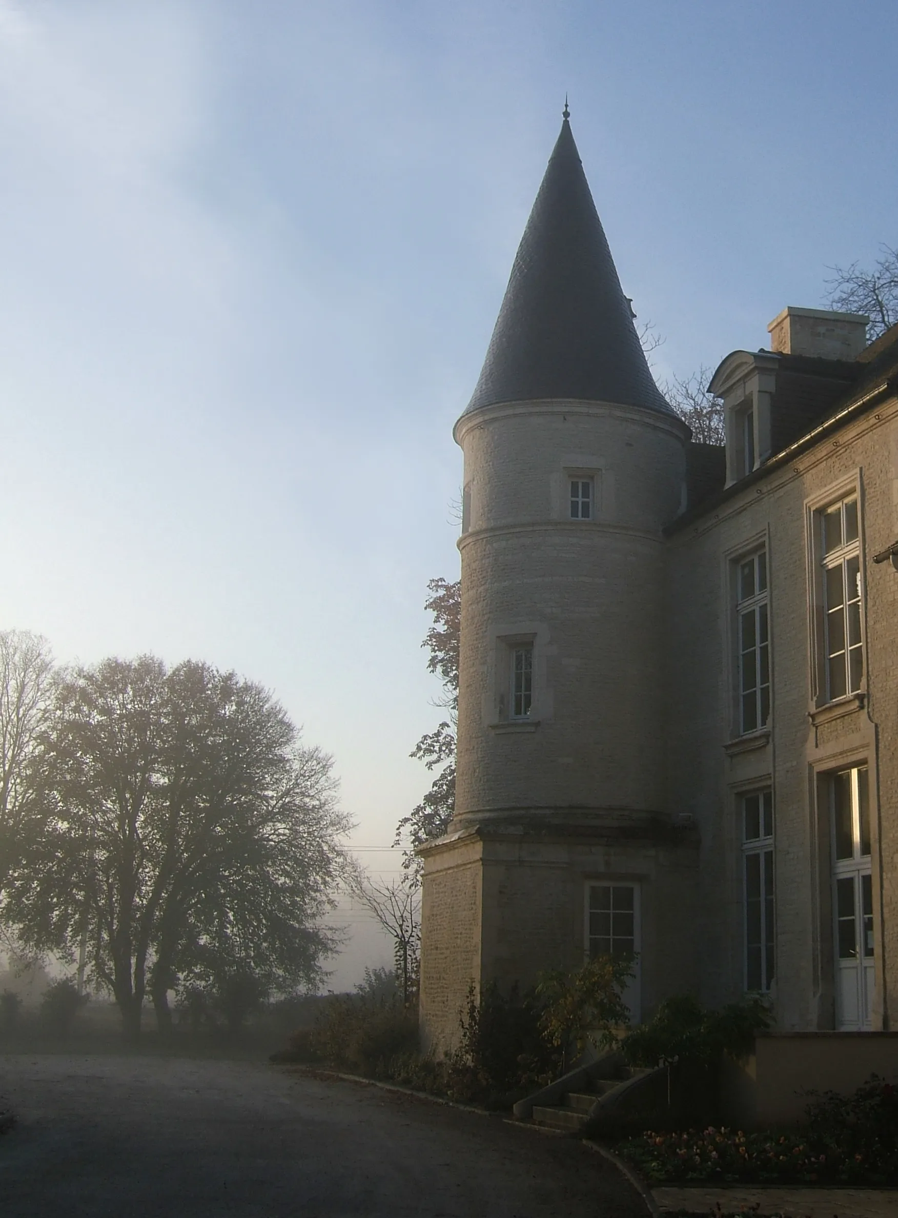 Photo showing: Tourelle château du Breuil - Mézidon