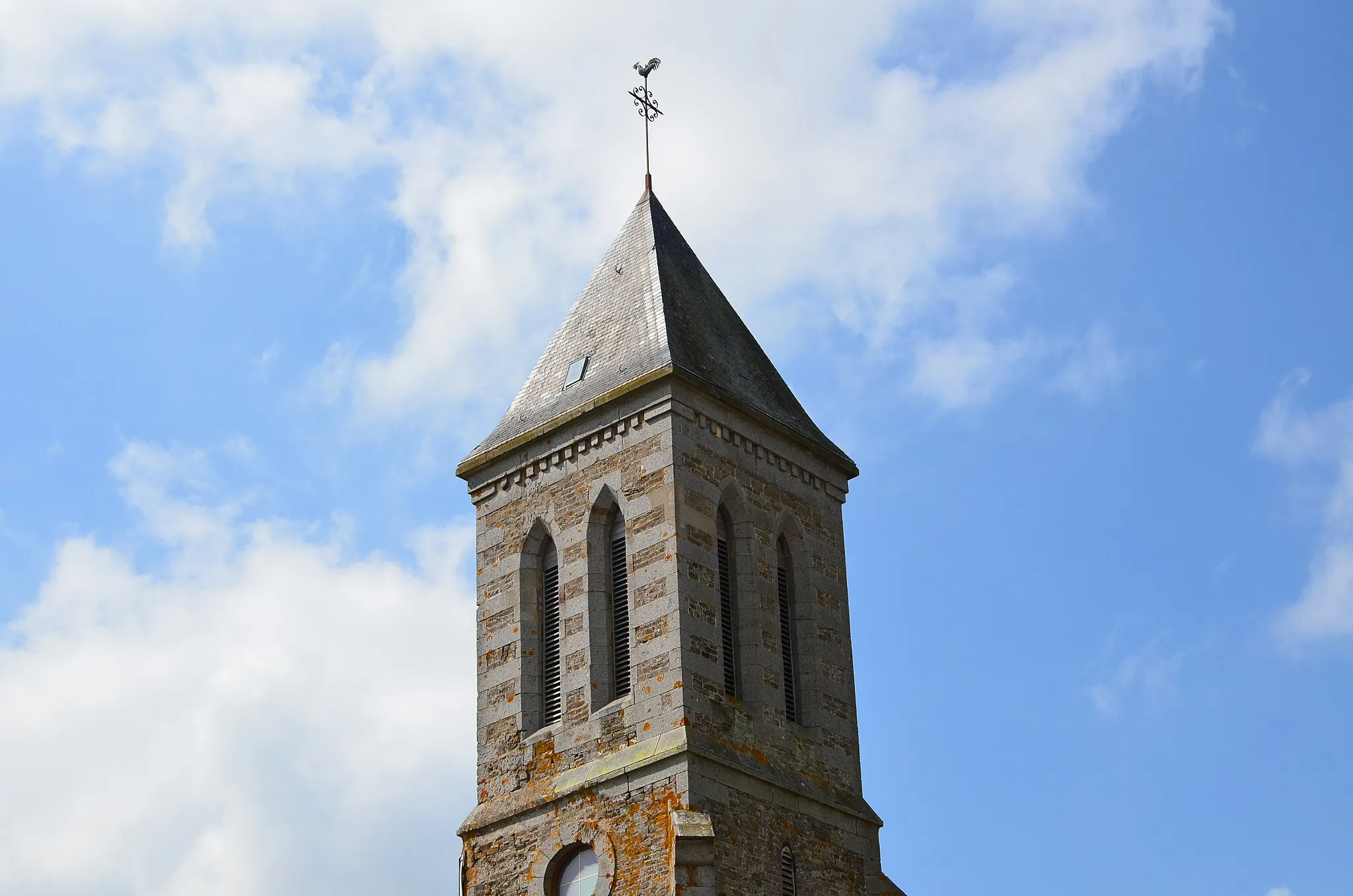 Photo showing: Clocher de l'église Notre-Dame de Presles.