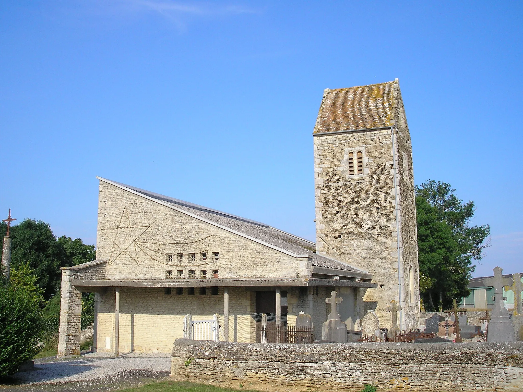 Photo showing: Le Bû-sur-Rouvres (Normandie, France). L'église Saint-Marcouf.