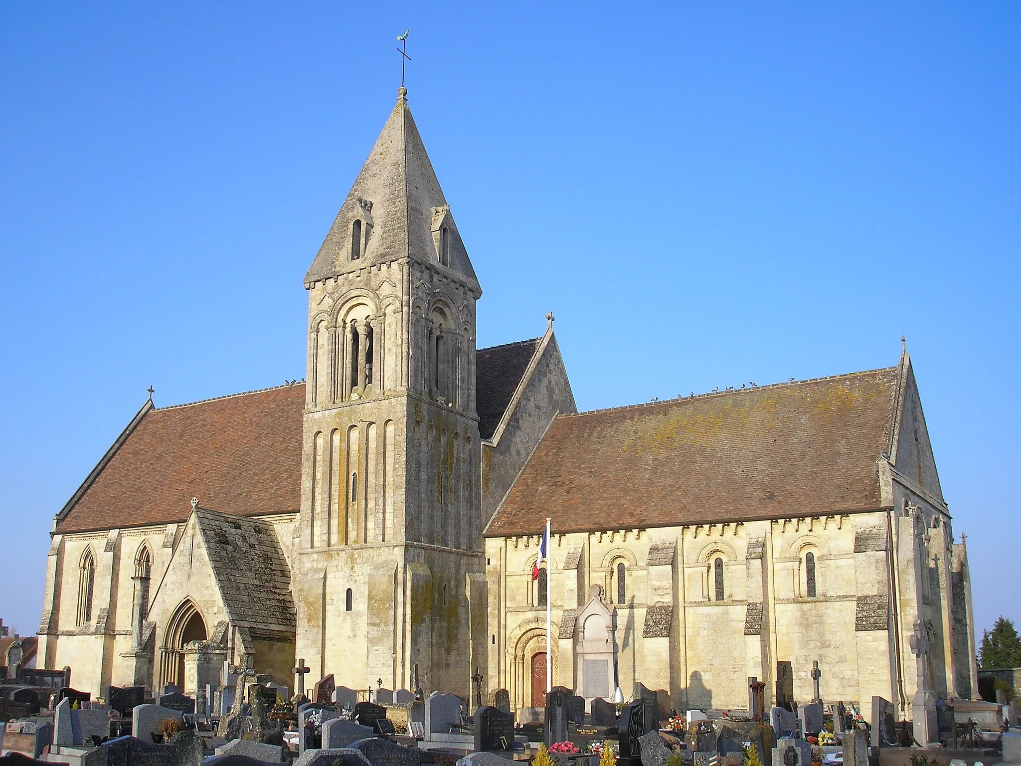 Photo showing: Saint-Contest (Normandie, France). L'église Saint-Contest.