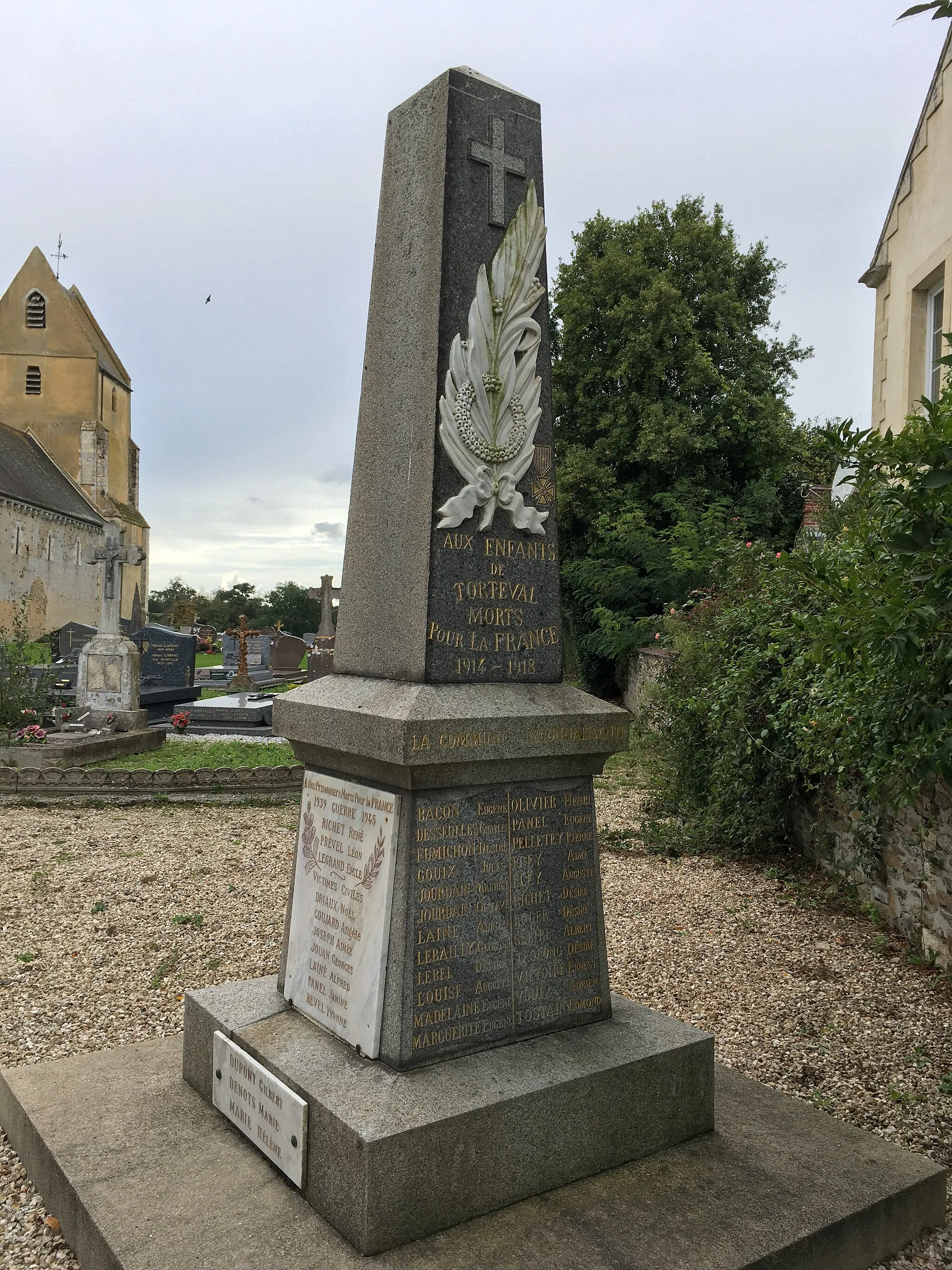 Photo showing: Monument aux morts de Torteval