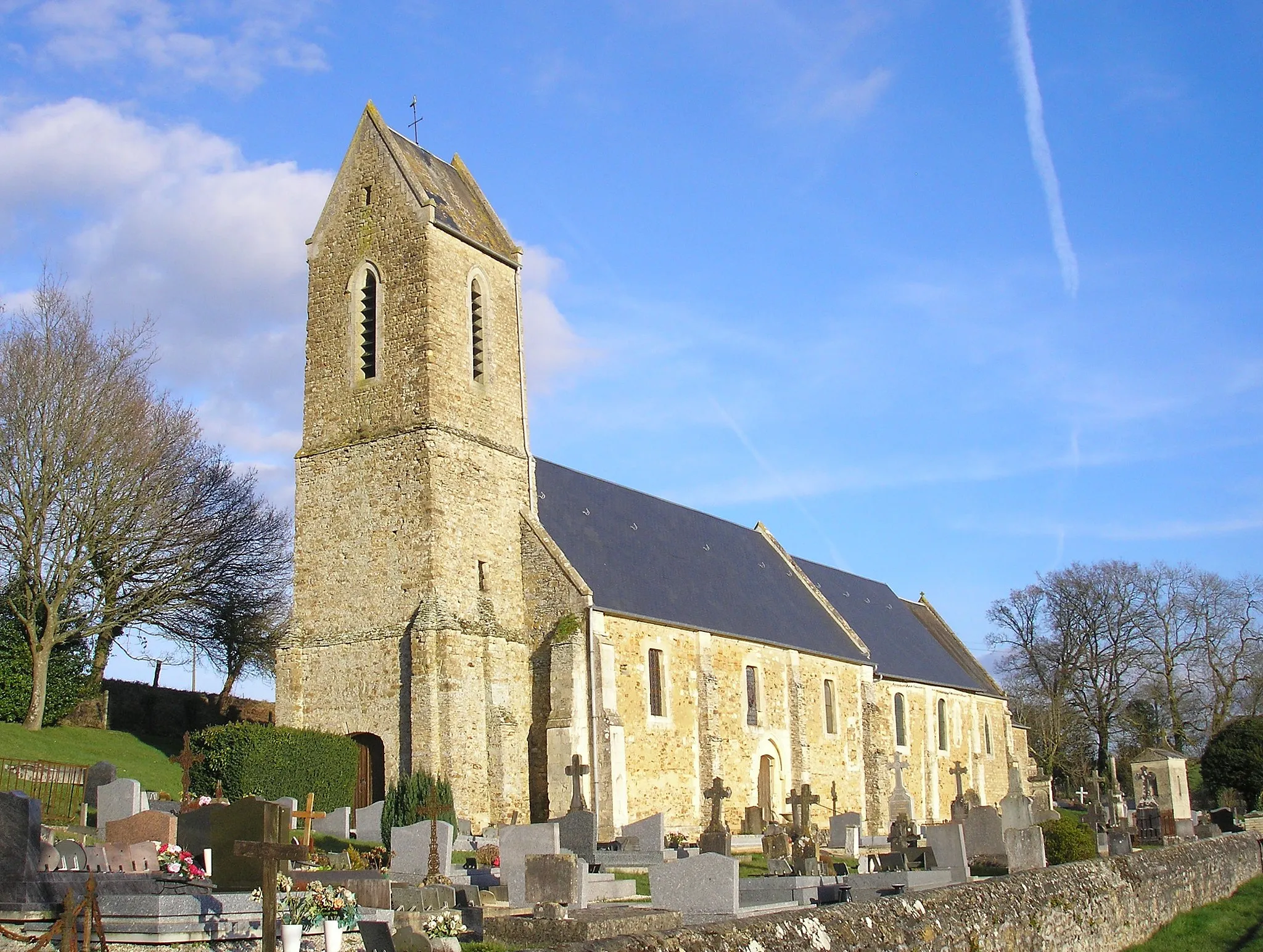 Photo showing: Tournay-sur-Odon (Normandie, France). L'église Saint-Pierre.