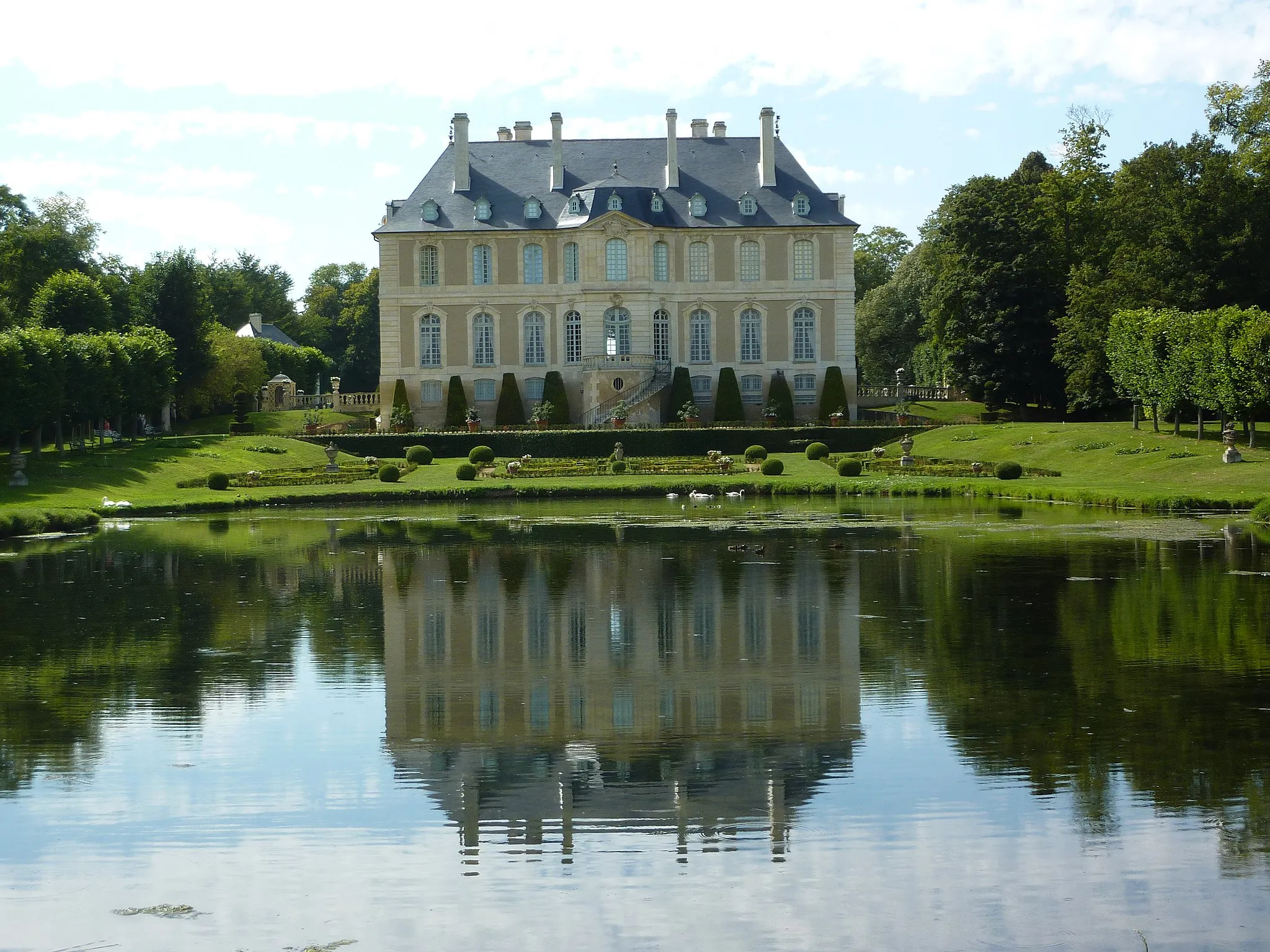 Photo showing: Château de Vendeuvre