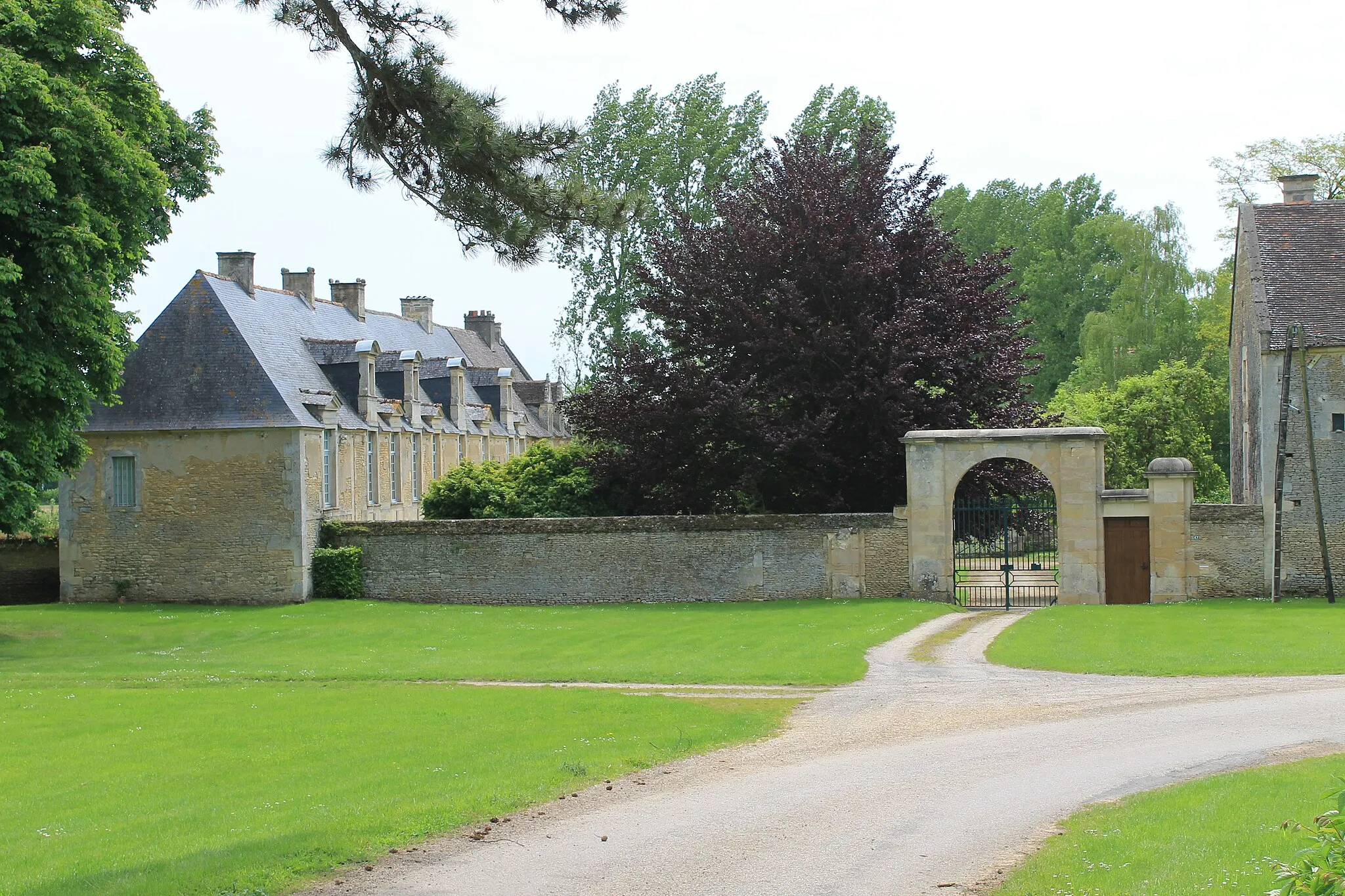Photo showing: Le château de Grisy à Vendeuvre (Calvados)